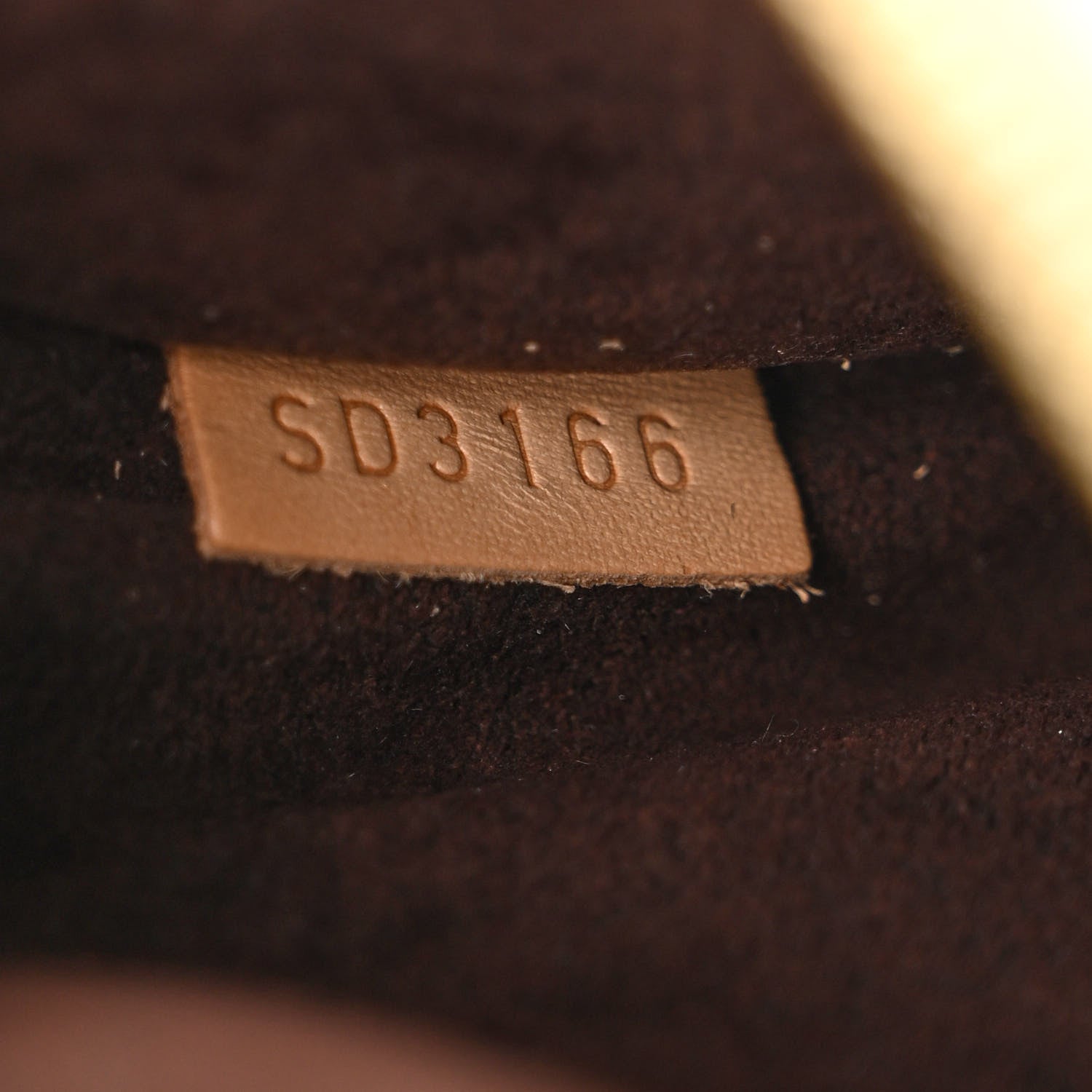 Louis Vuitton Monogram Pochette Metis 8 of 13