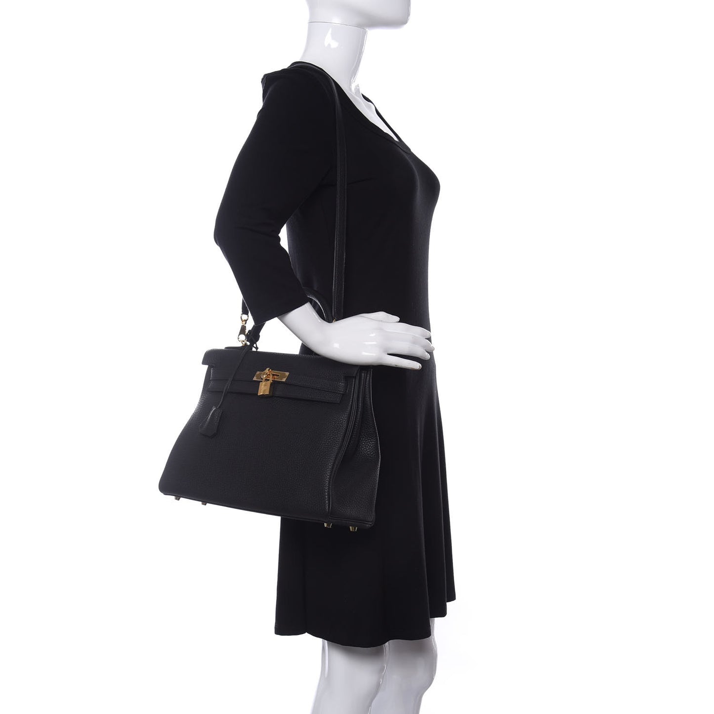 Togo Kelly Retourne 32 Black