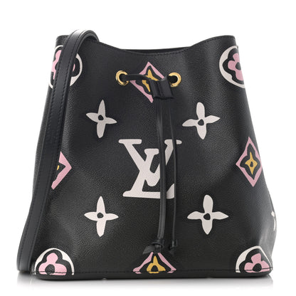Louis Vuitton Monogram Giant Wild At Heart Neonoe MM Black 1 of 11