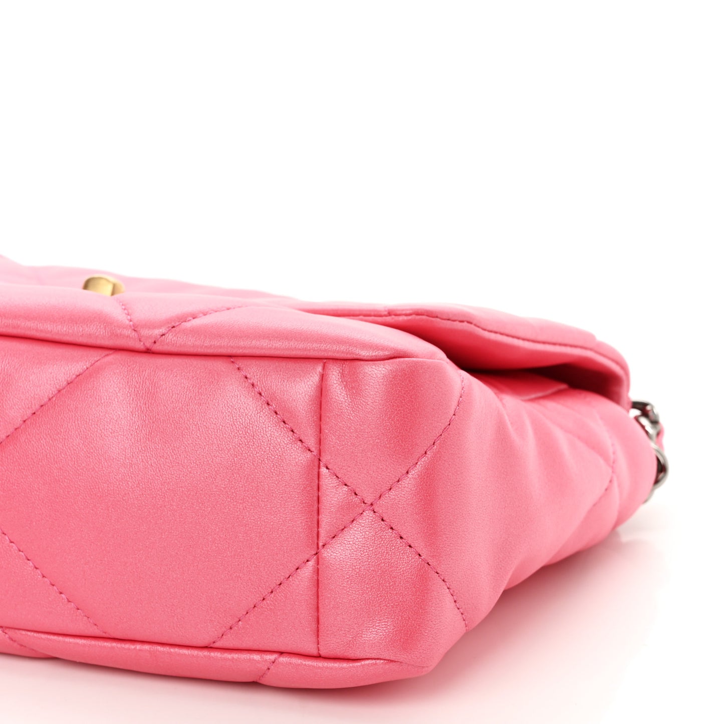 Shiny Lambskin Quilted Medium Chanel 19 Flap Pink