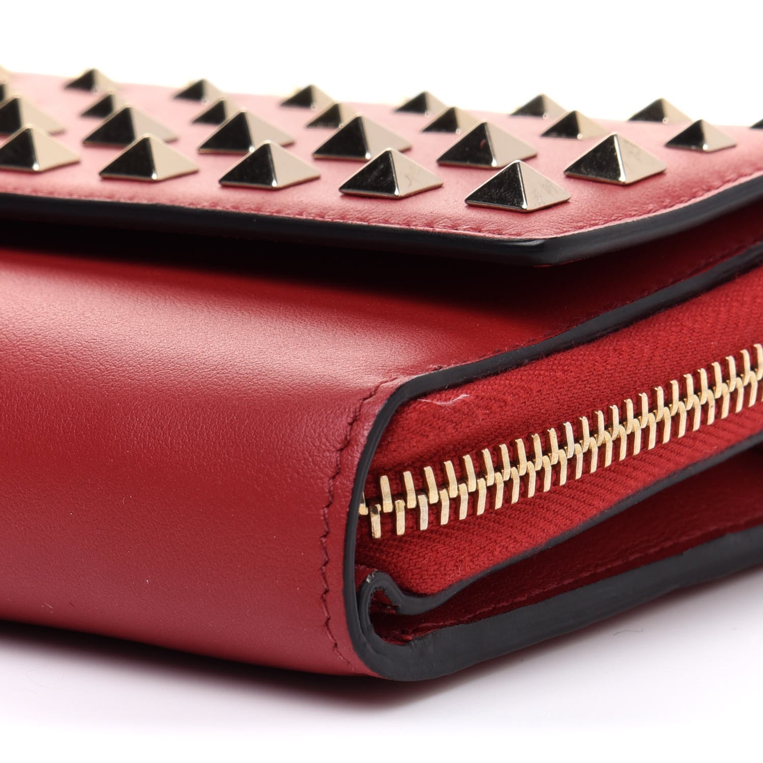 Valentino Garavani Vitello Rockstud Carry Secrets Continental Wallet On Chain Red 9 of 9