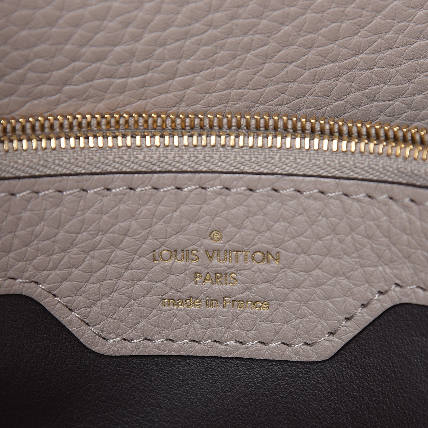 Louis Vuitton Taurillon Capucines MM Galet 6 of 8
