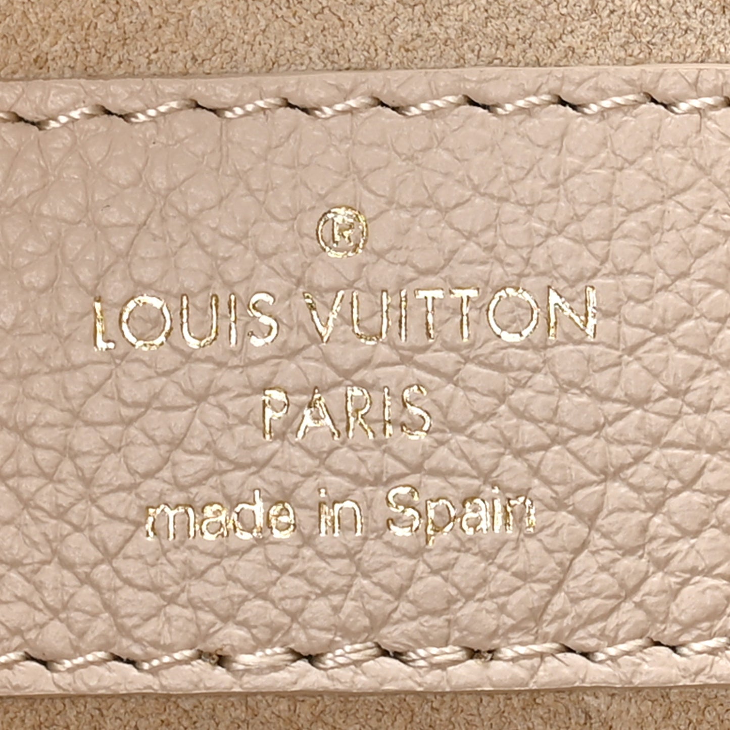 Grained Calfskin Low Key Hobo MM Limestone