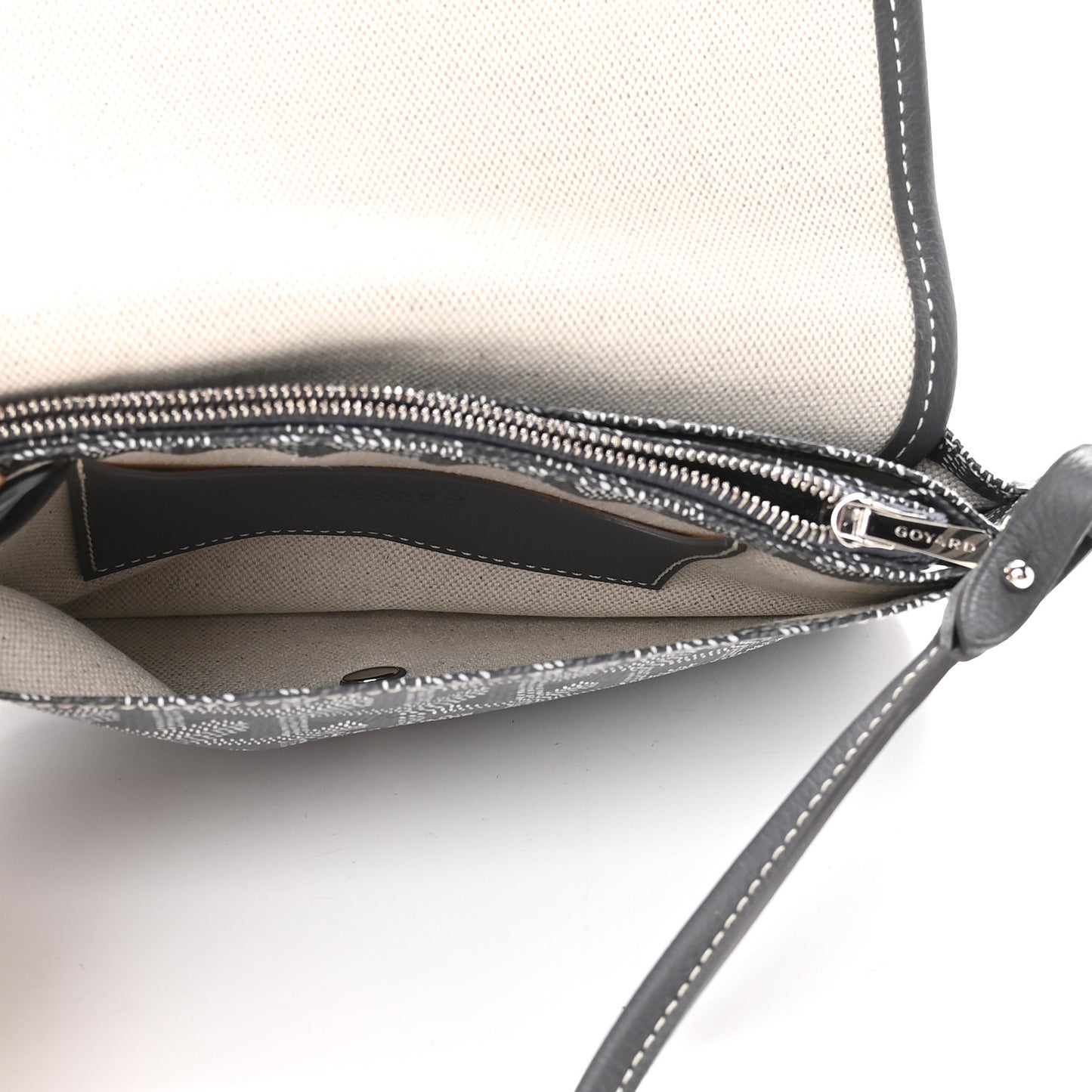 Goyardine Plumet Wallet Clutch Grey