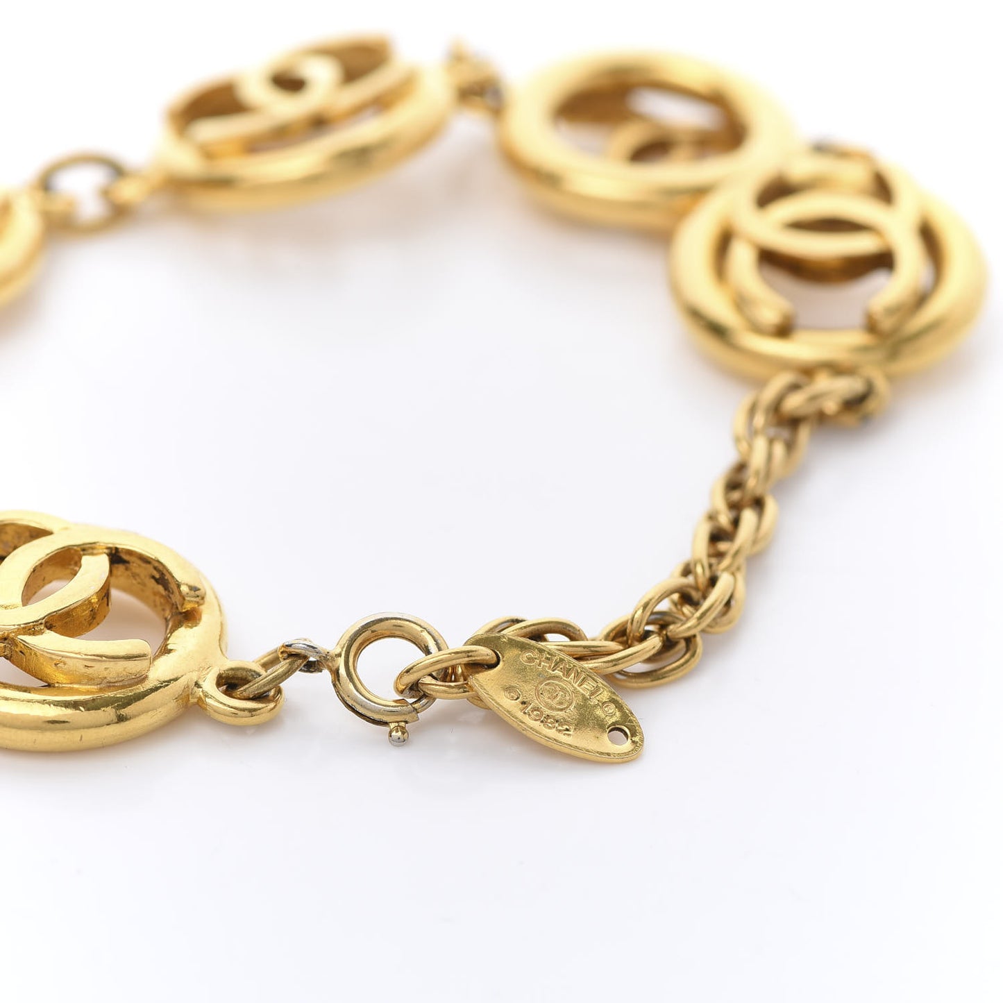 CC Cutout Bracelet Gold
