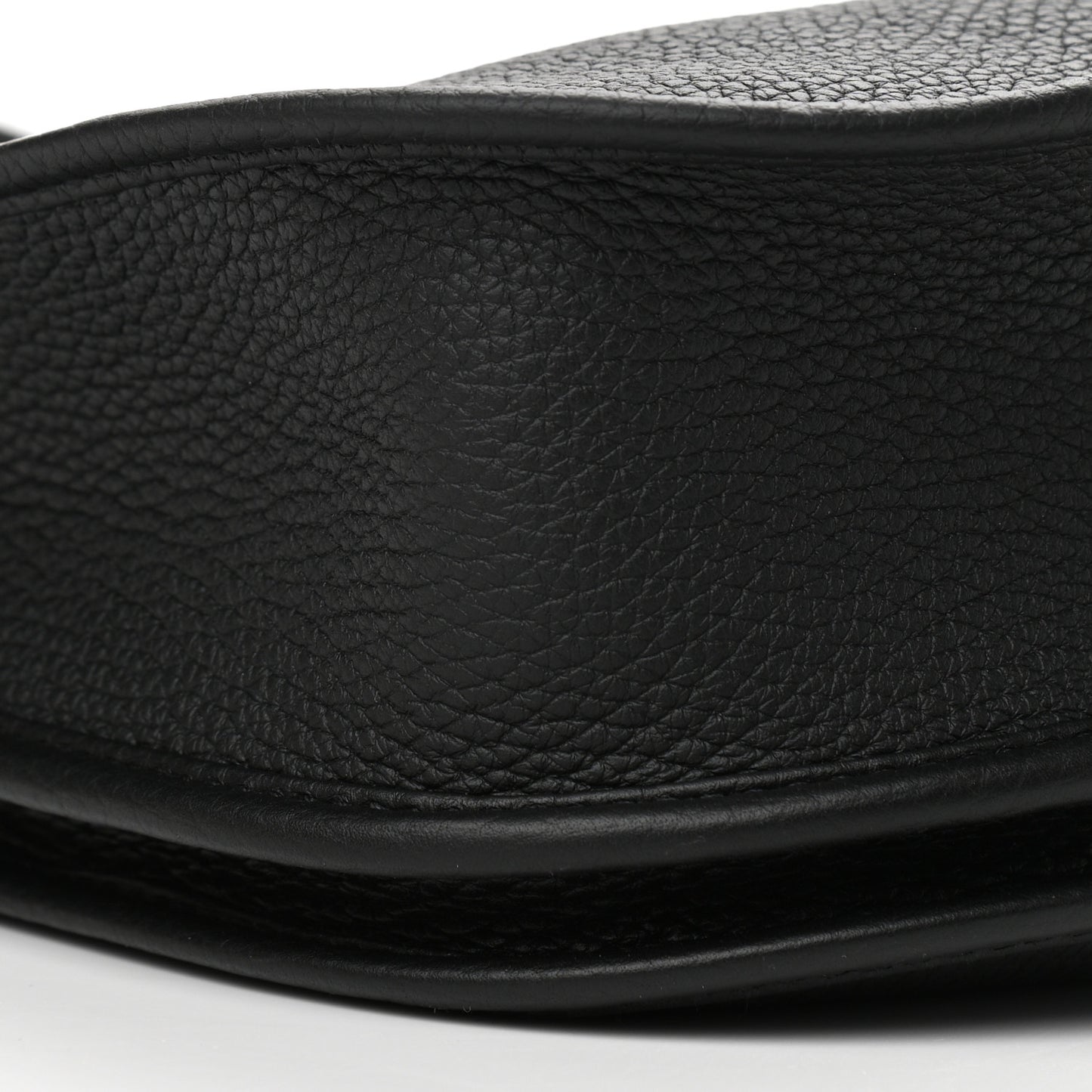 Taurillon Clemence Evelyne III PM Black