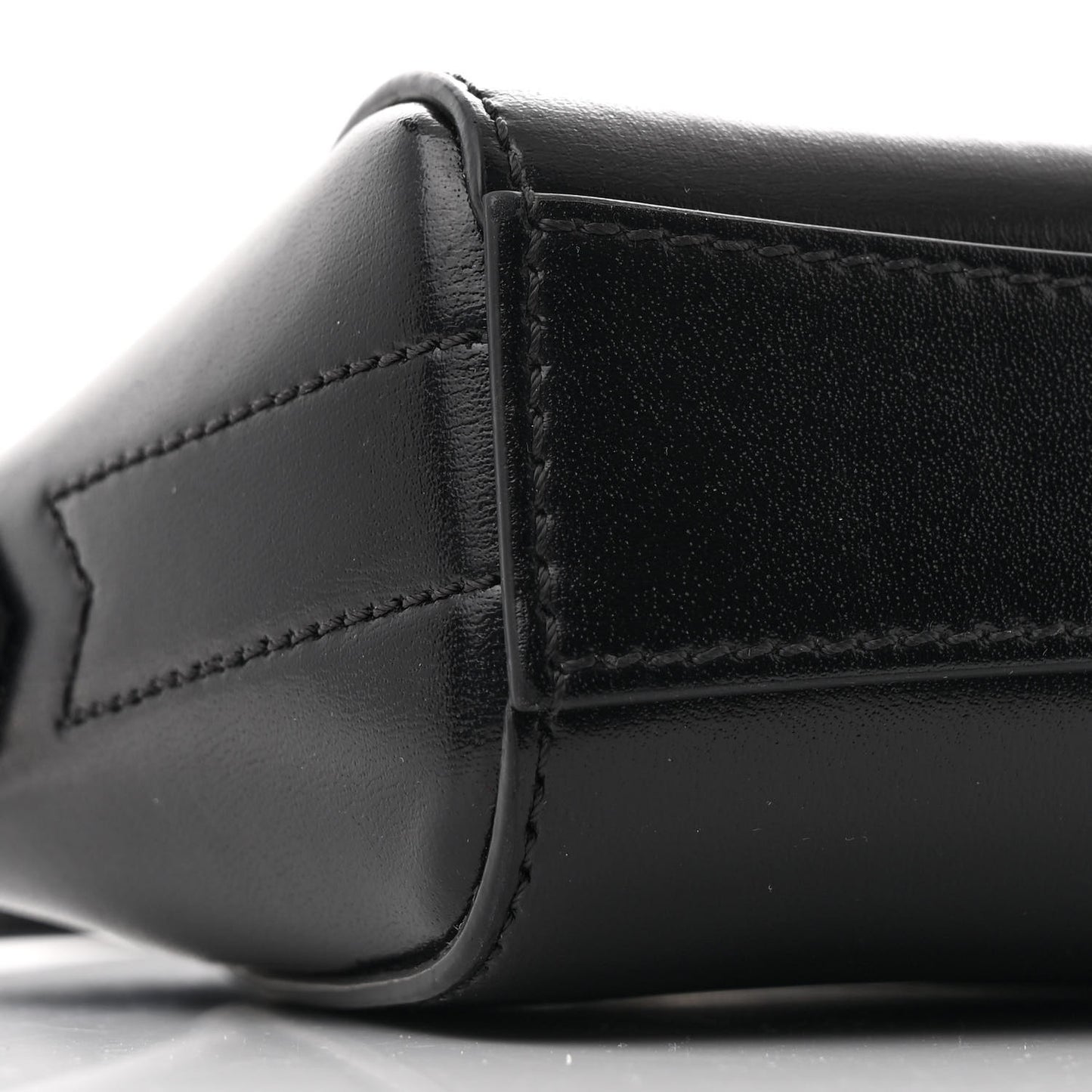 Box Calfskin XS Antigona Black