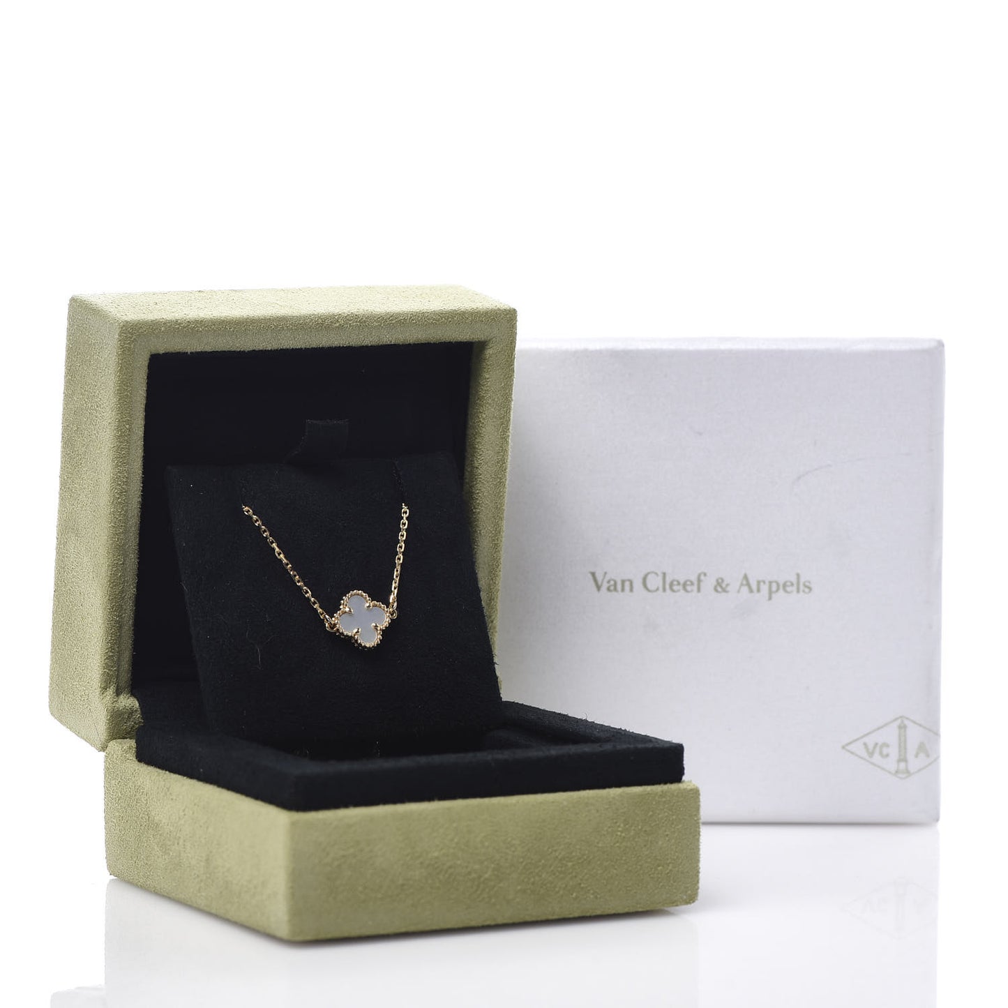 18K Yellow Gold Mother of Pearl Sweet Alhambra Bracelet