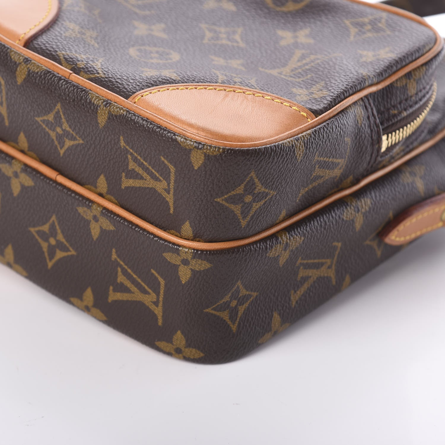 Louis Vuitton Monogram Amazone 6 of 7