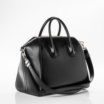 Givenchy Shiny Lord Calfskin Medium Antigona Black 3 of 7