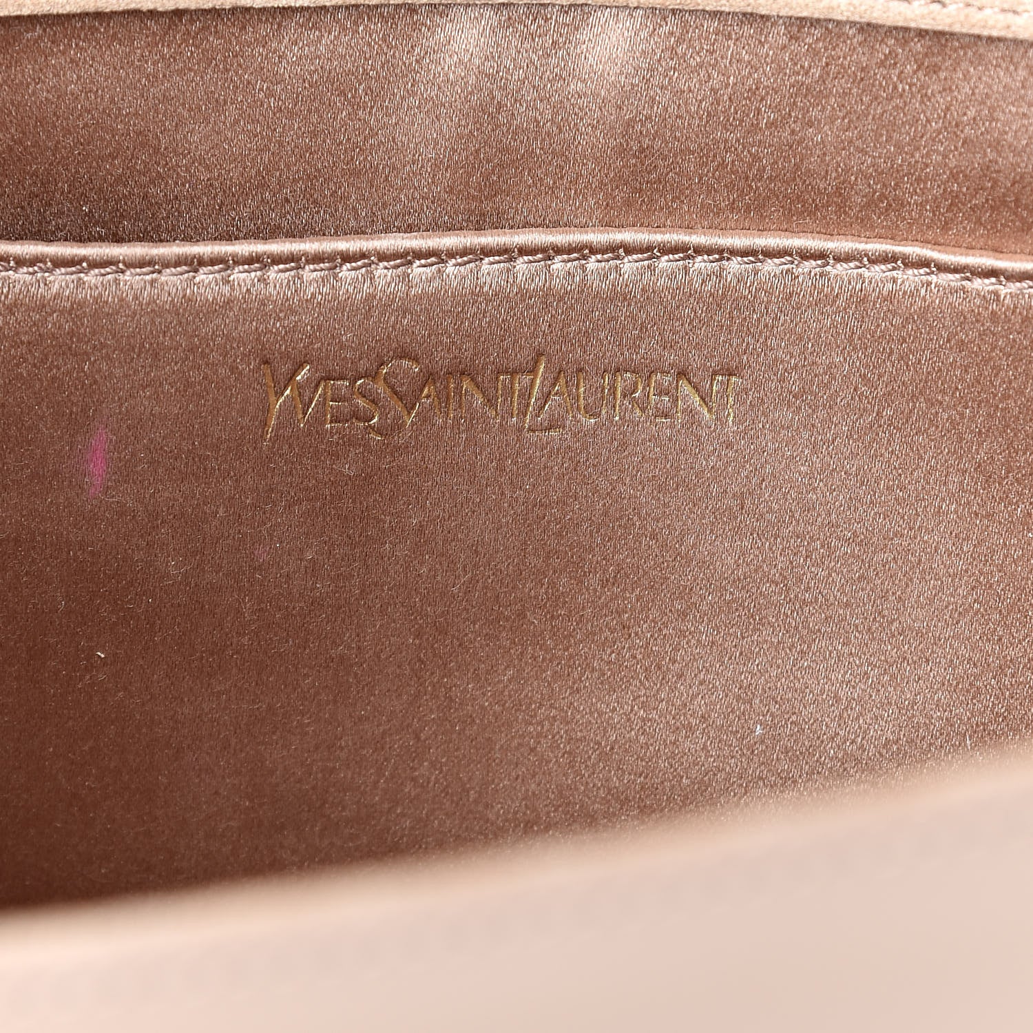 Saint Laurent Patent Calfskin Monogram Large Belle De Jour Clutch Chair 6 of 11