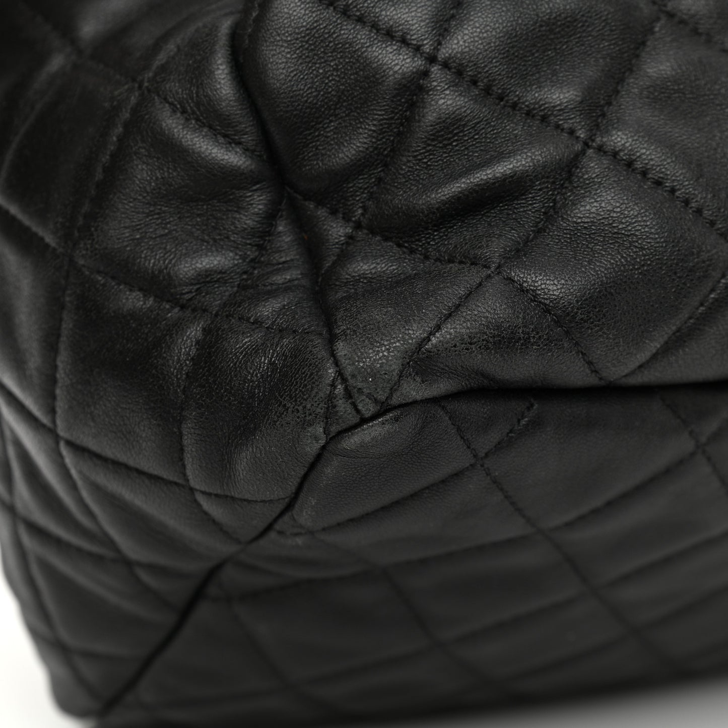 Lambskin Quilted CC Chain Bucket Bag Black