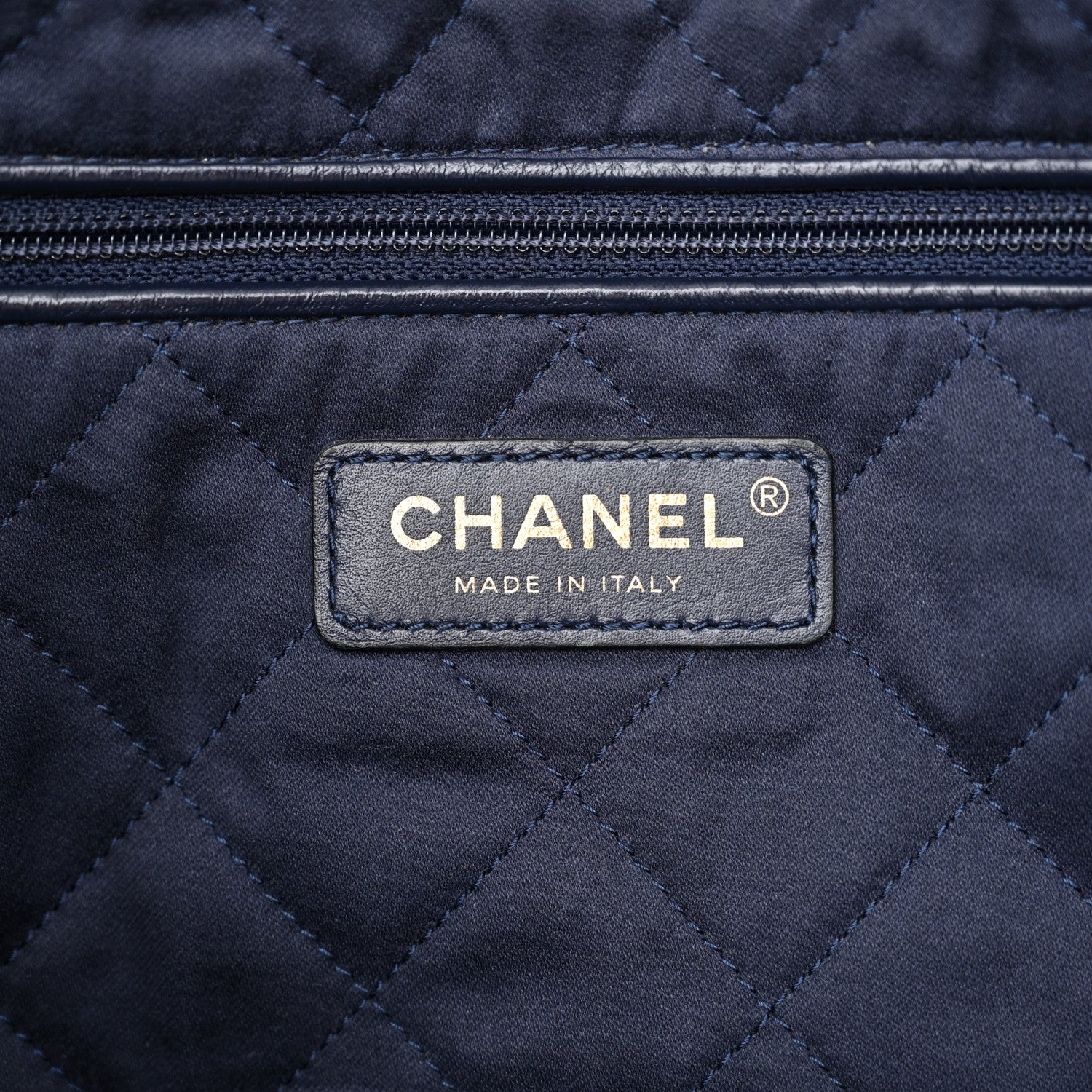 Chanel Shiny Calfskin Quilted Small Chanel 22 Navy 8 of 11