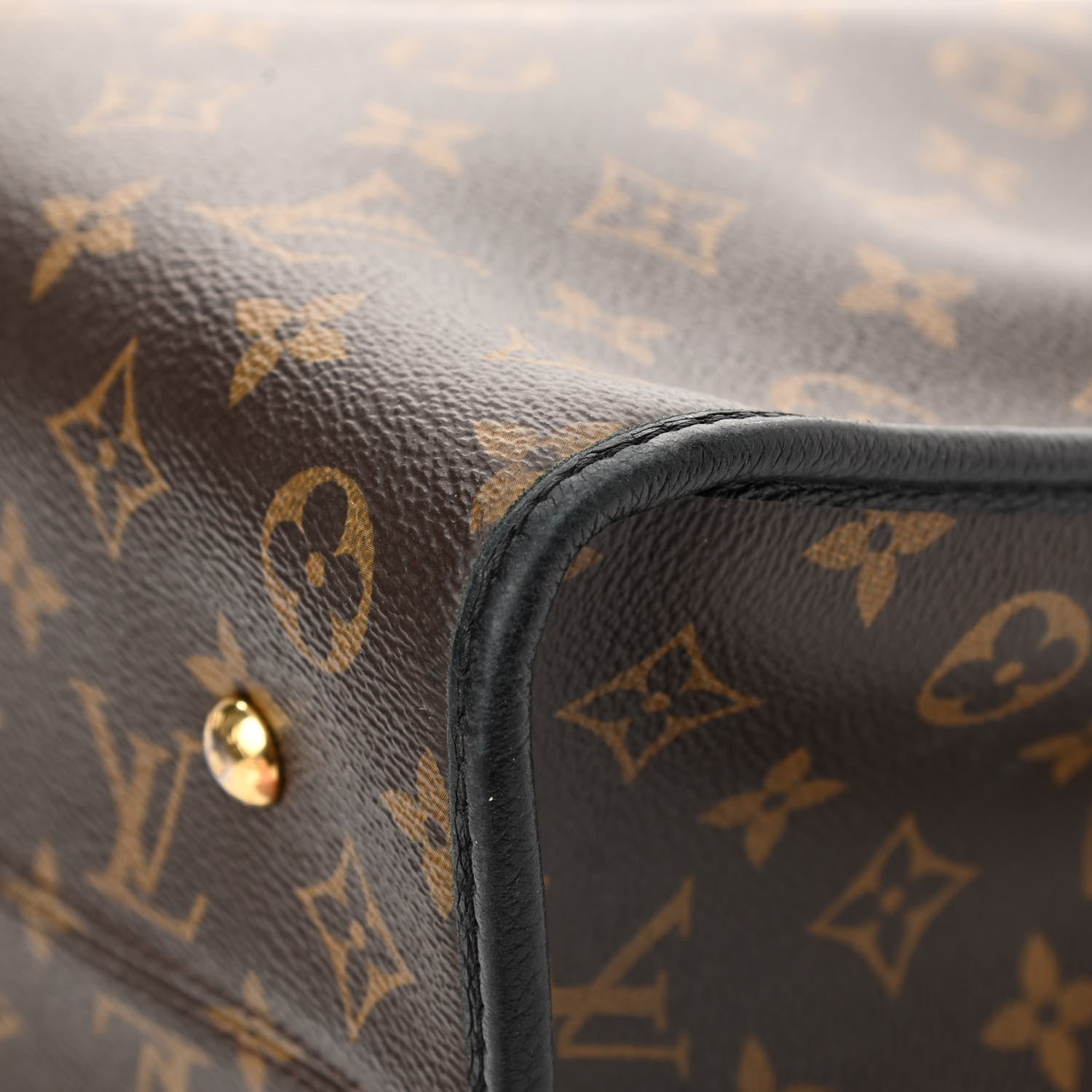 Louis Vuitton Monogram Popincourt MM Black 24 of 43