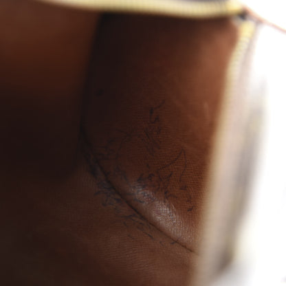 Louis Vuitton Monogram Papillon 26 10 of 12