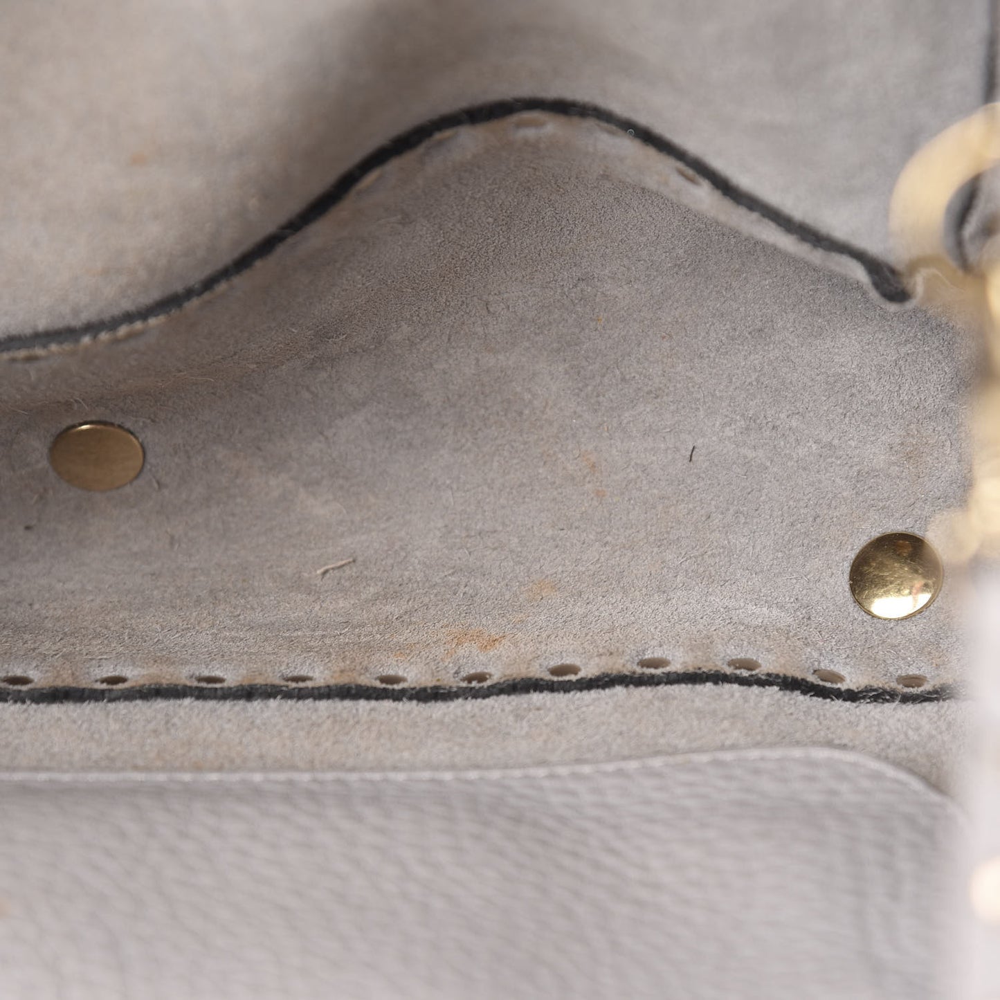 Pebbled Calfskin Medium Rockstud Tote Pastel Grey