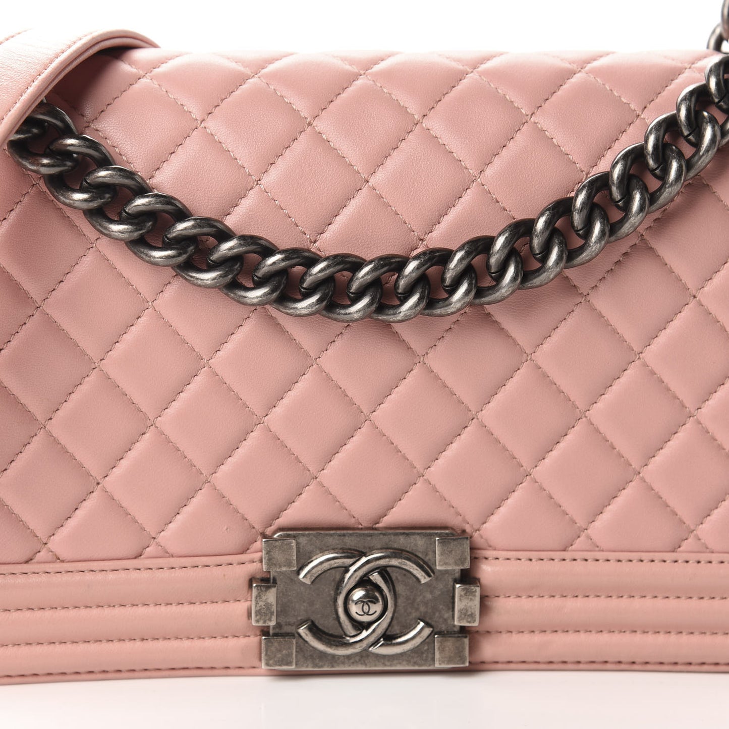 Lambskin Quilted Medium Boy Flap Light Pink