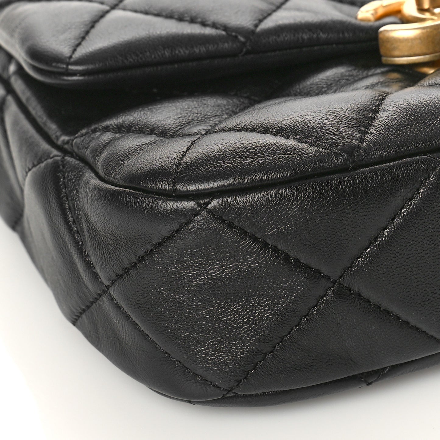 Lambskin Quilted Mini Lacquered Chain Flap Black