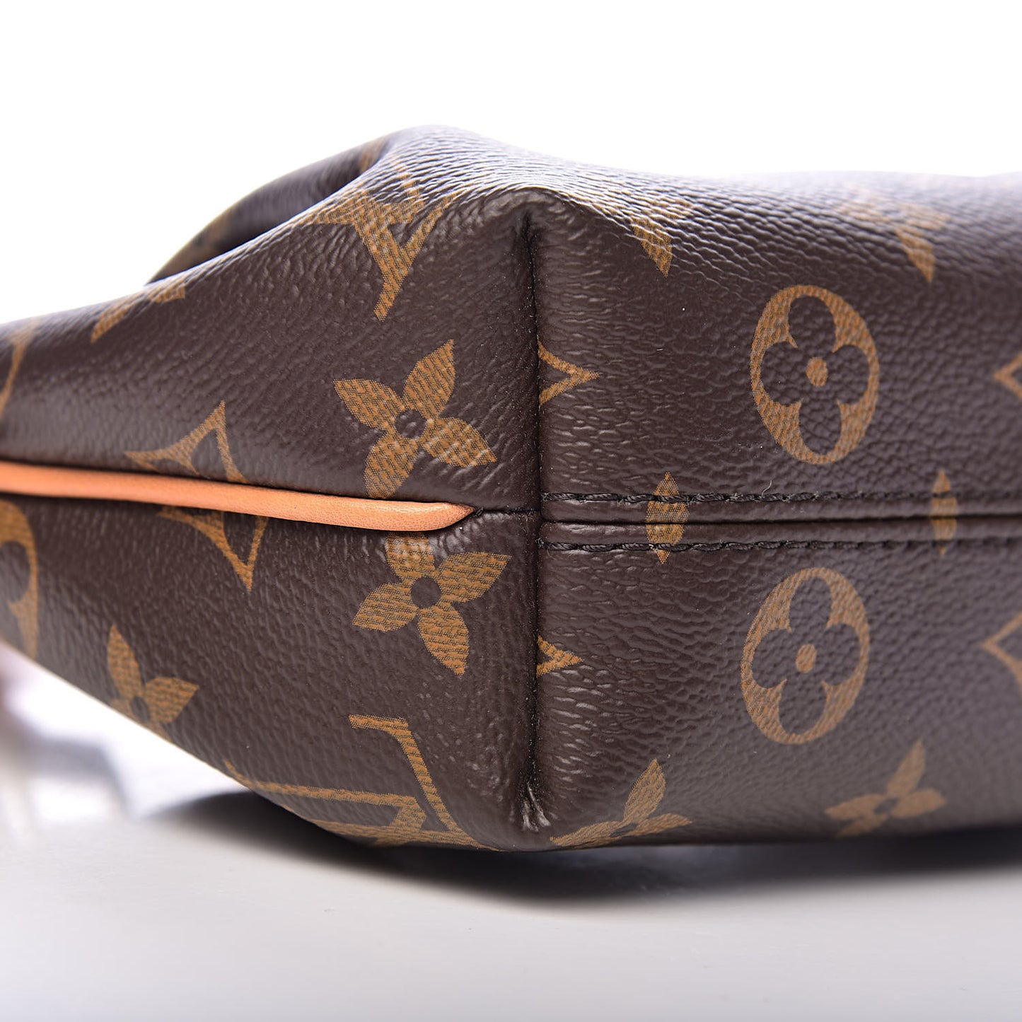 Monogram Nano Turenne