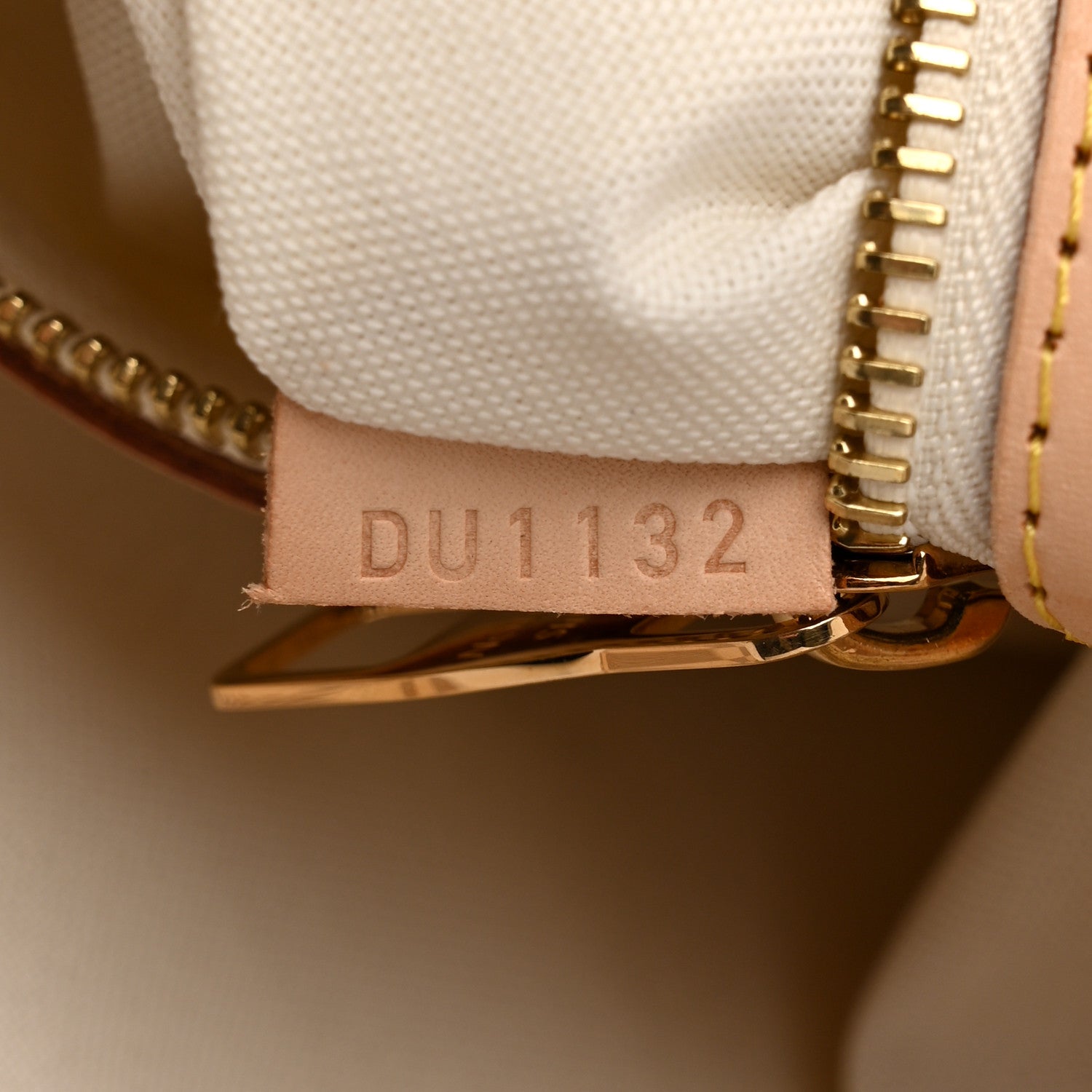 Louis Vuitton Damier Azur Beach Cabas PM 7 of 9
