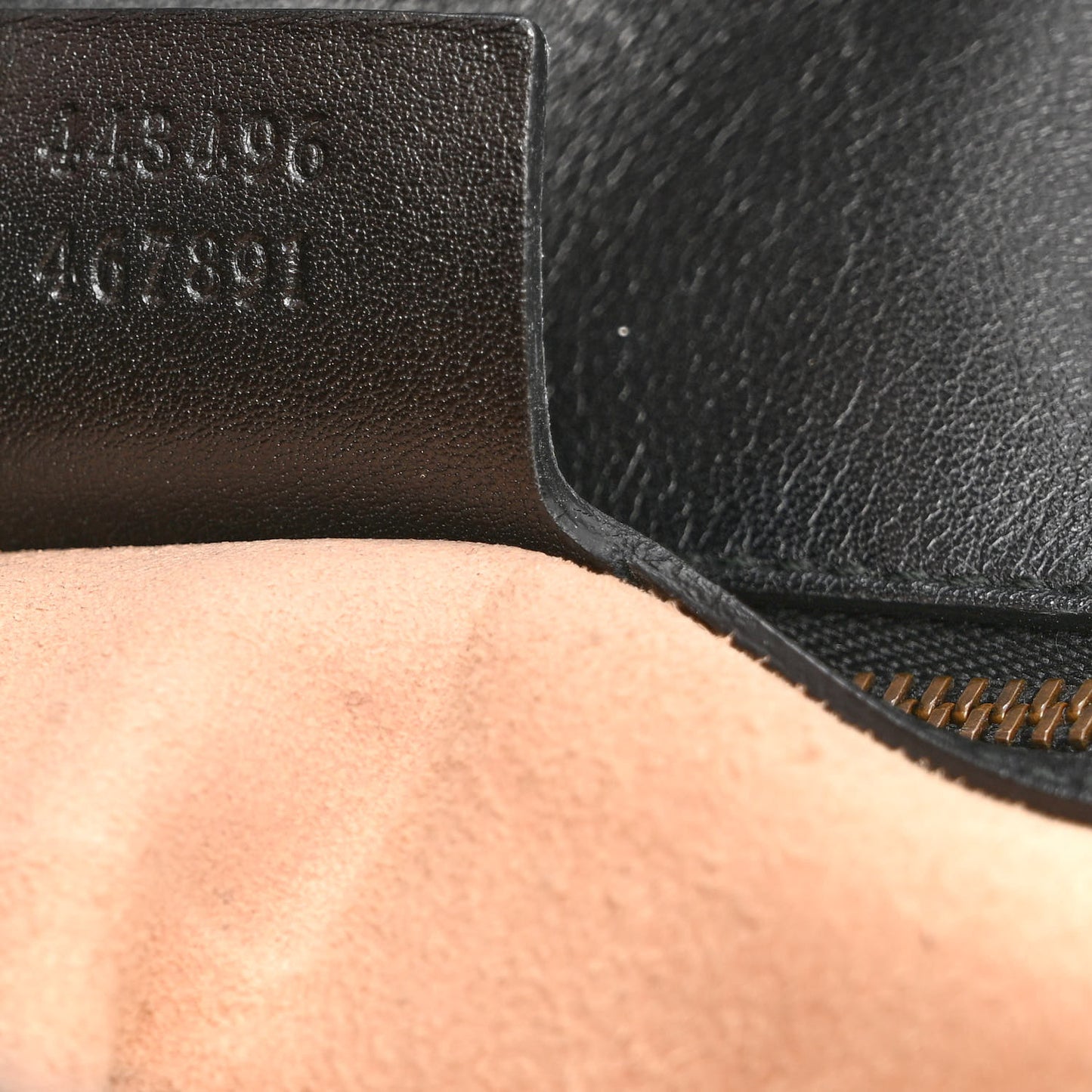 Calfskin Matelasse Medium GG Marmont Shoulder Bag Black