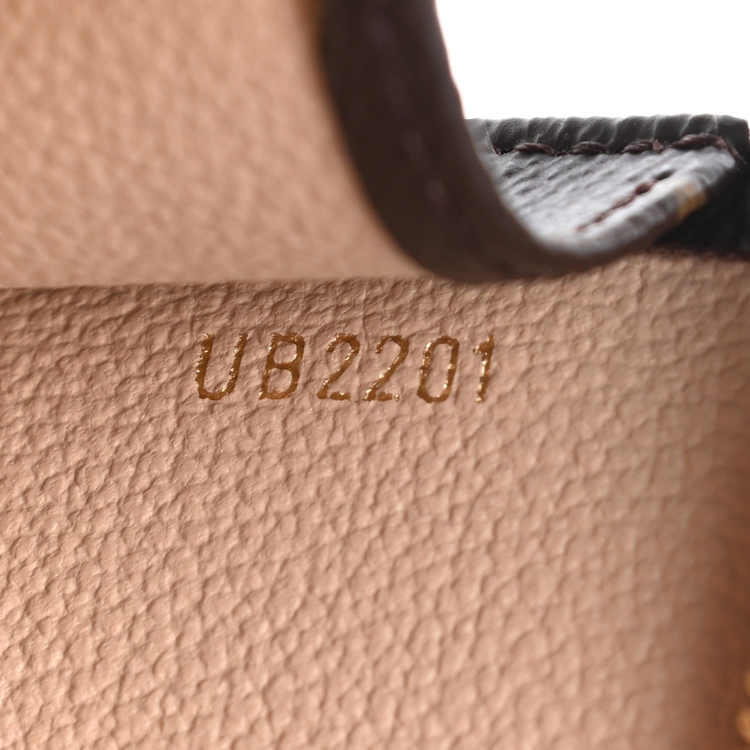 Louis Vuitton Monogram Toiletry Pouch 26 13 of 16