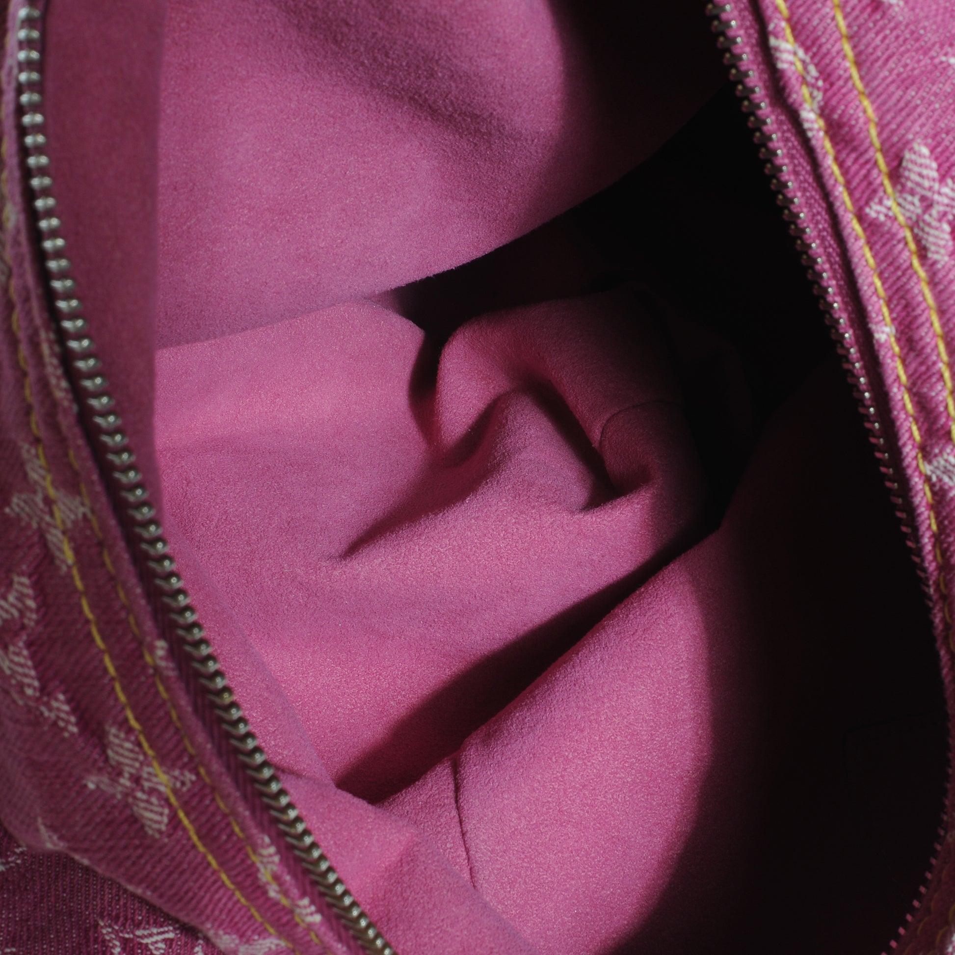 Louis Vuitton Denim Baggy GM Fuchsia 7 of 7
