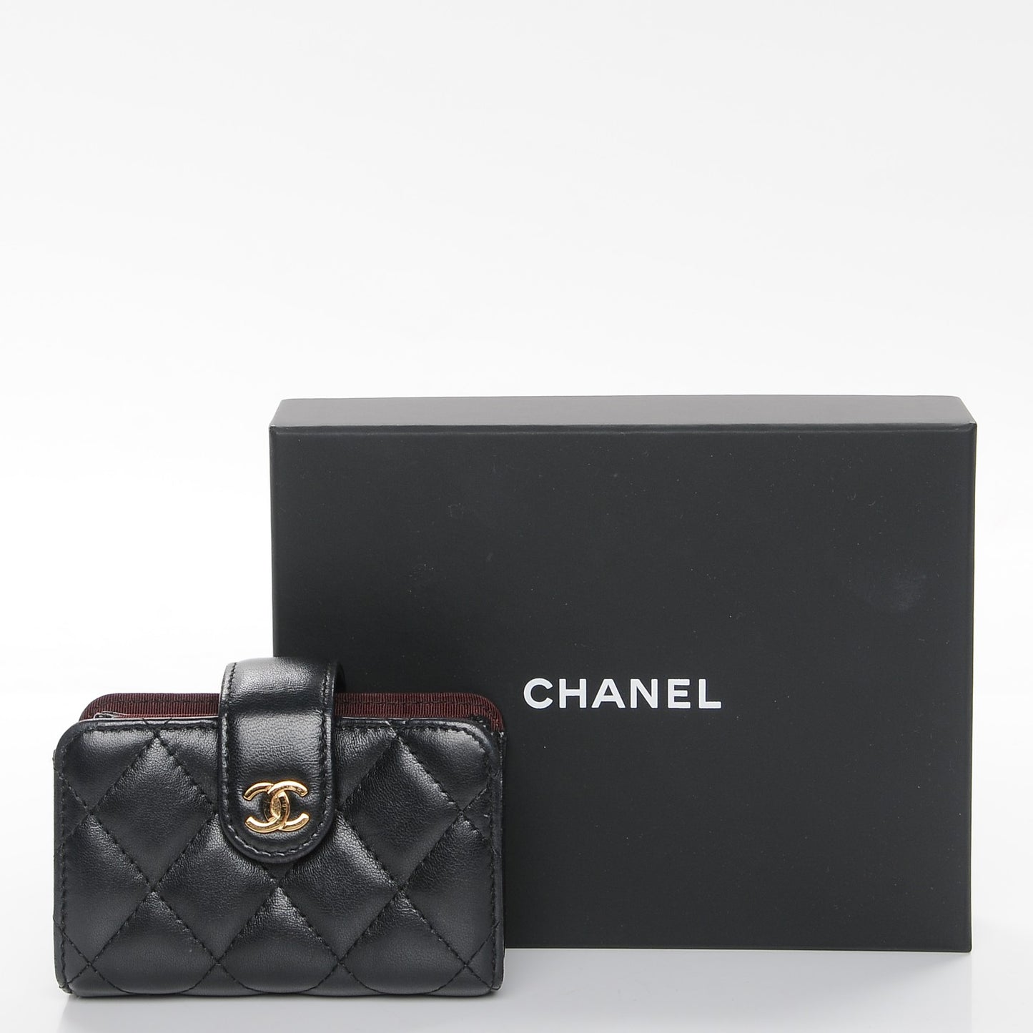 Lambskin Quilted Gusseted Card Holder Black