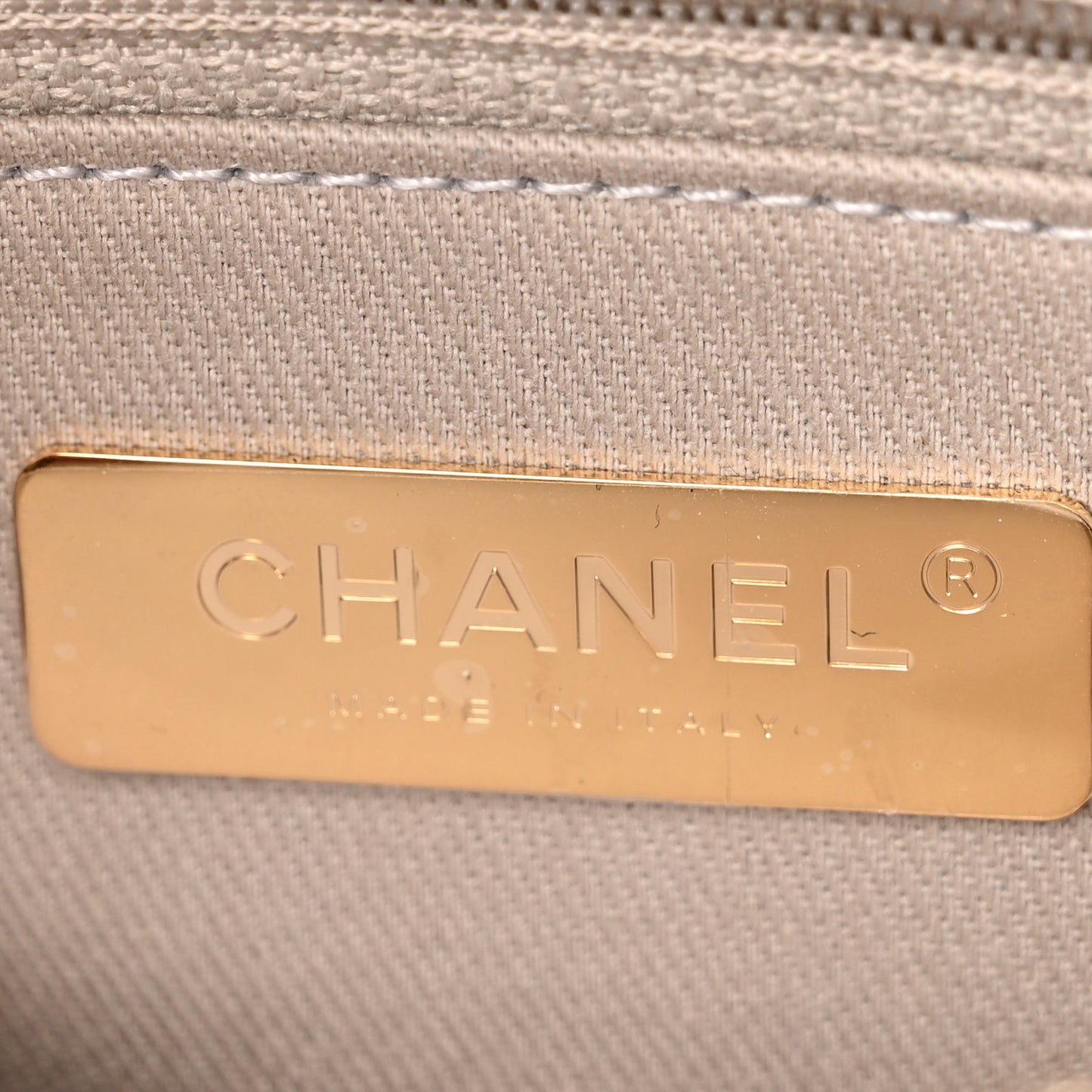 Grained Calfskin Small Stitched Flap Grey