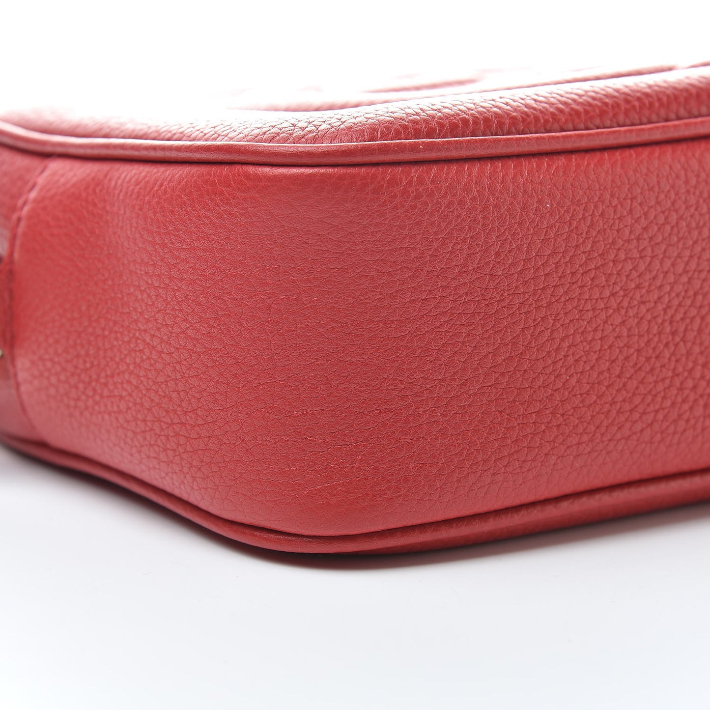 Pebbled Calfskin Small Soho Disco Bag Tabasco Red