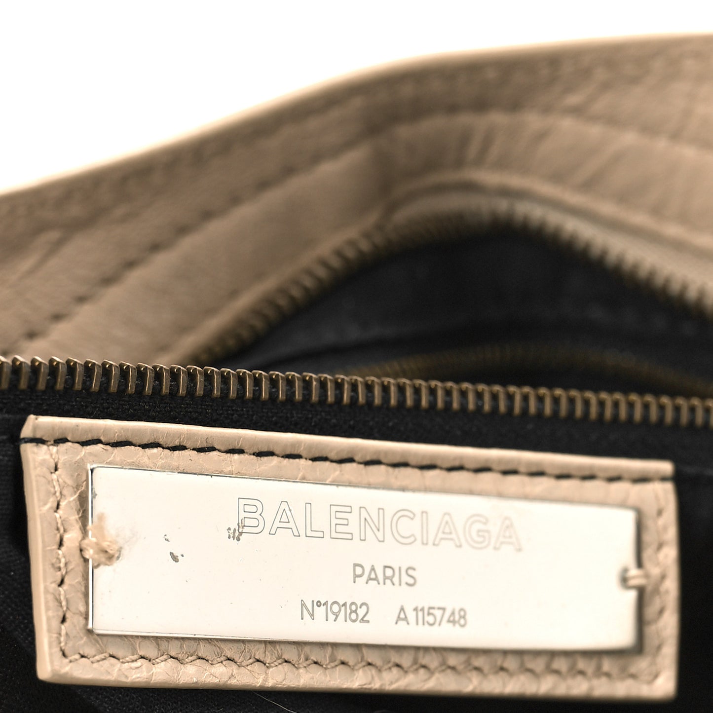 Agneau Classic Hardware City Beige Praline