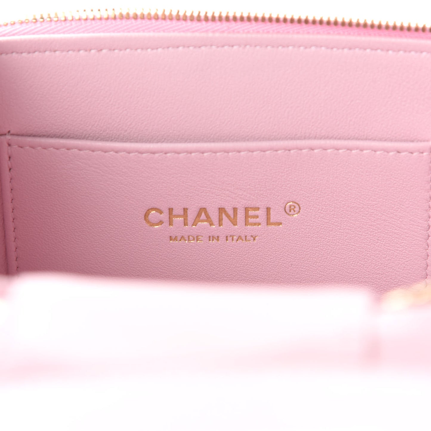 Caviar Quilted Small Top Handle Vanity Case With Chain Light Pink