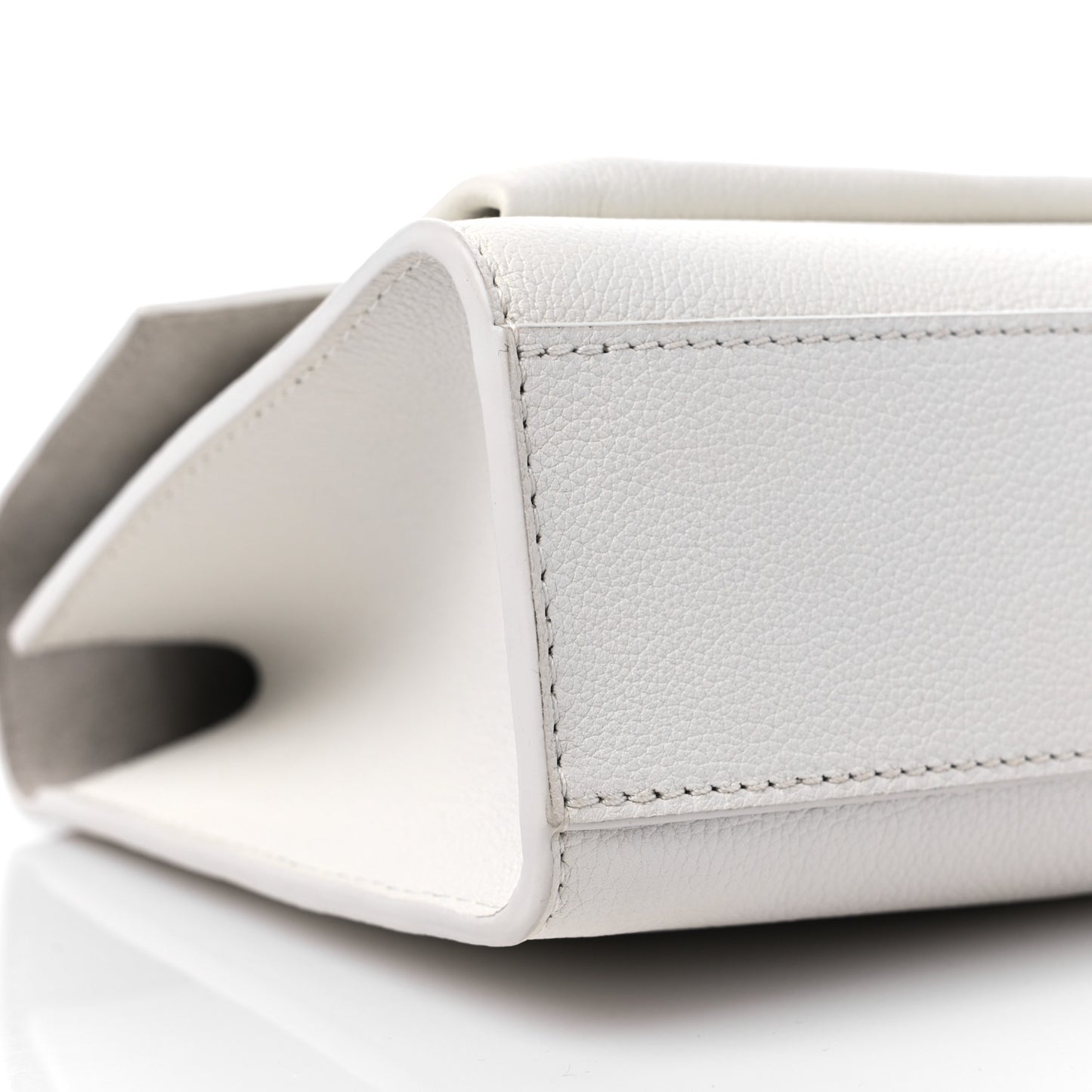 Soft Calfskin Mylockme Chain Bag BB White