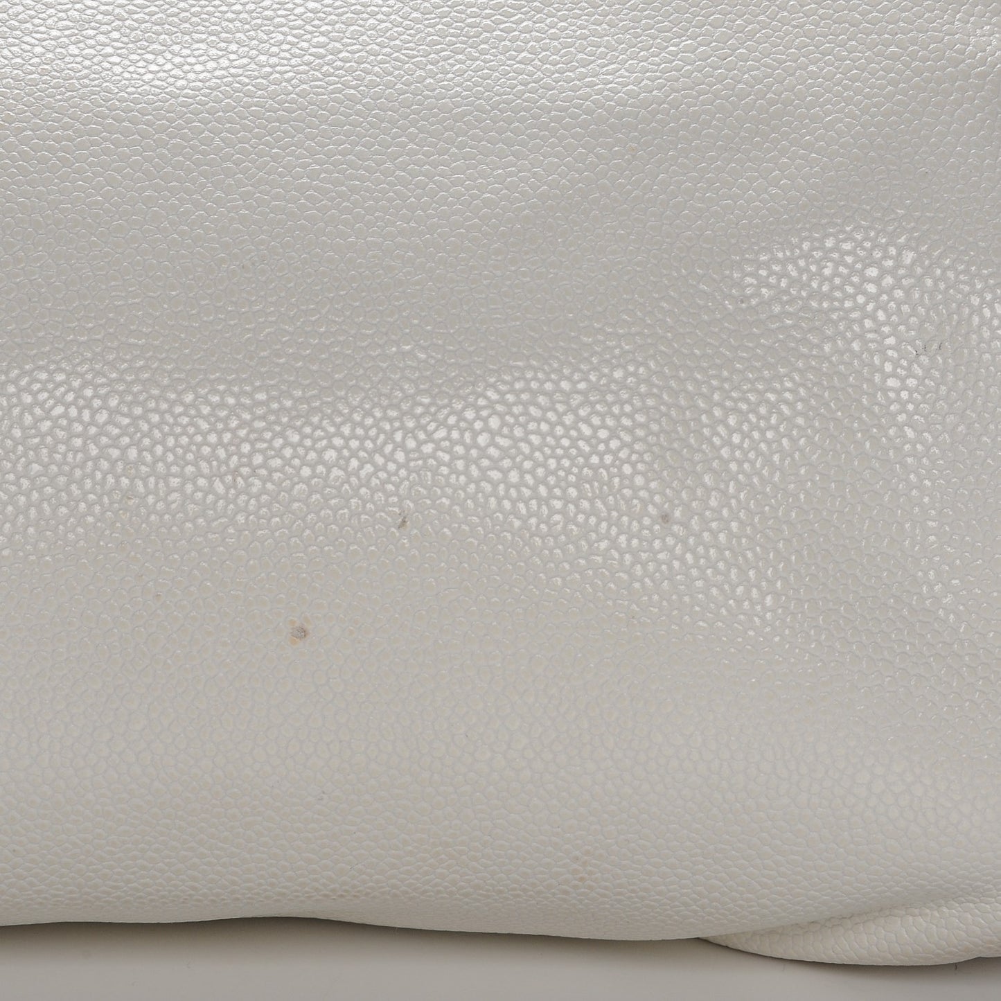 Caviar 31 CC Shoulder Bag White