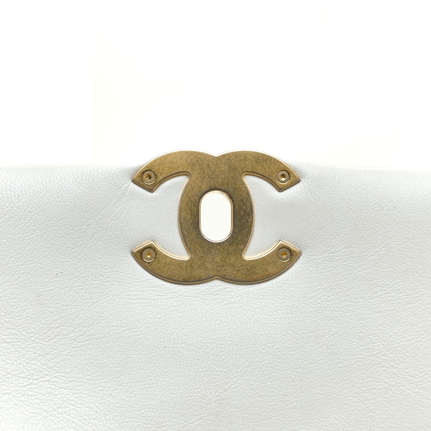 Lambskin Quilted Medium Chanel 19 Flap White