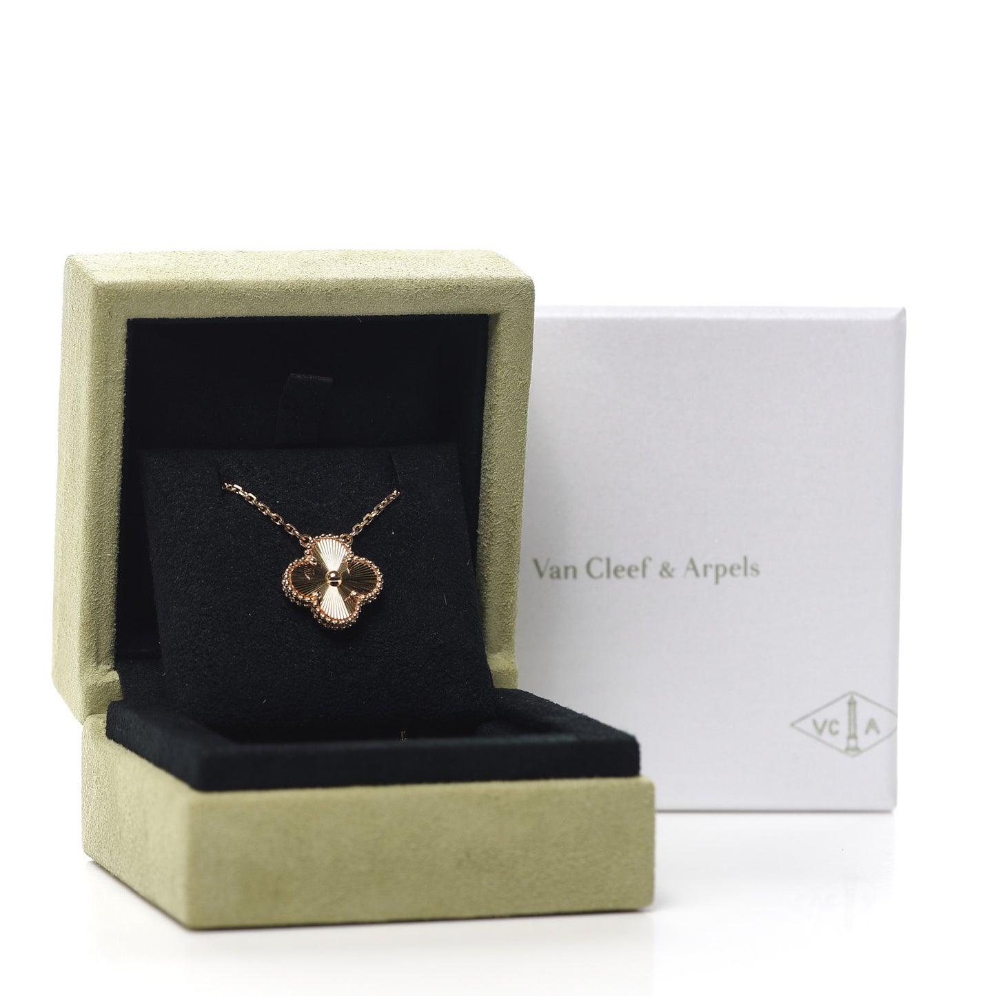 18K Yellow Gold Guilloche Vintage Alhambra Pendant Necklace