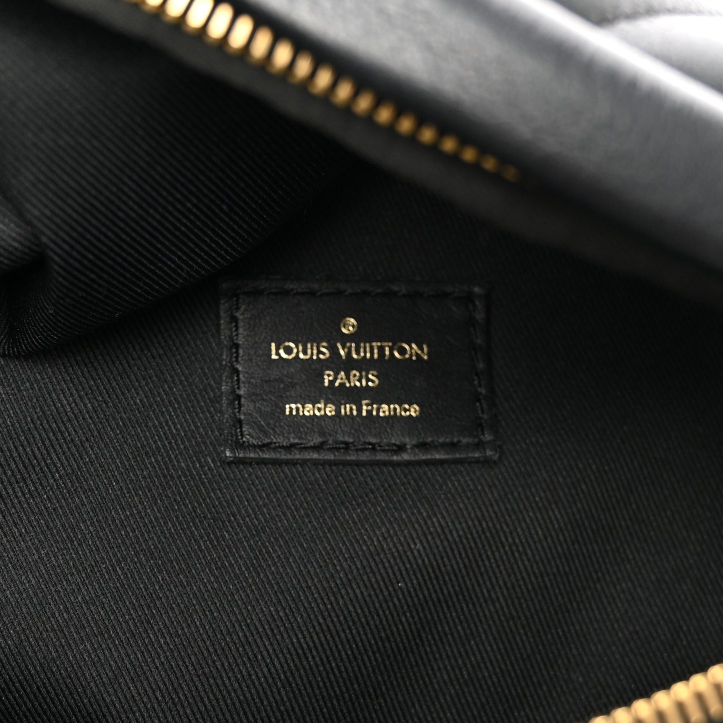 Calfskin Quilted New Wave Bumbag Black