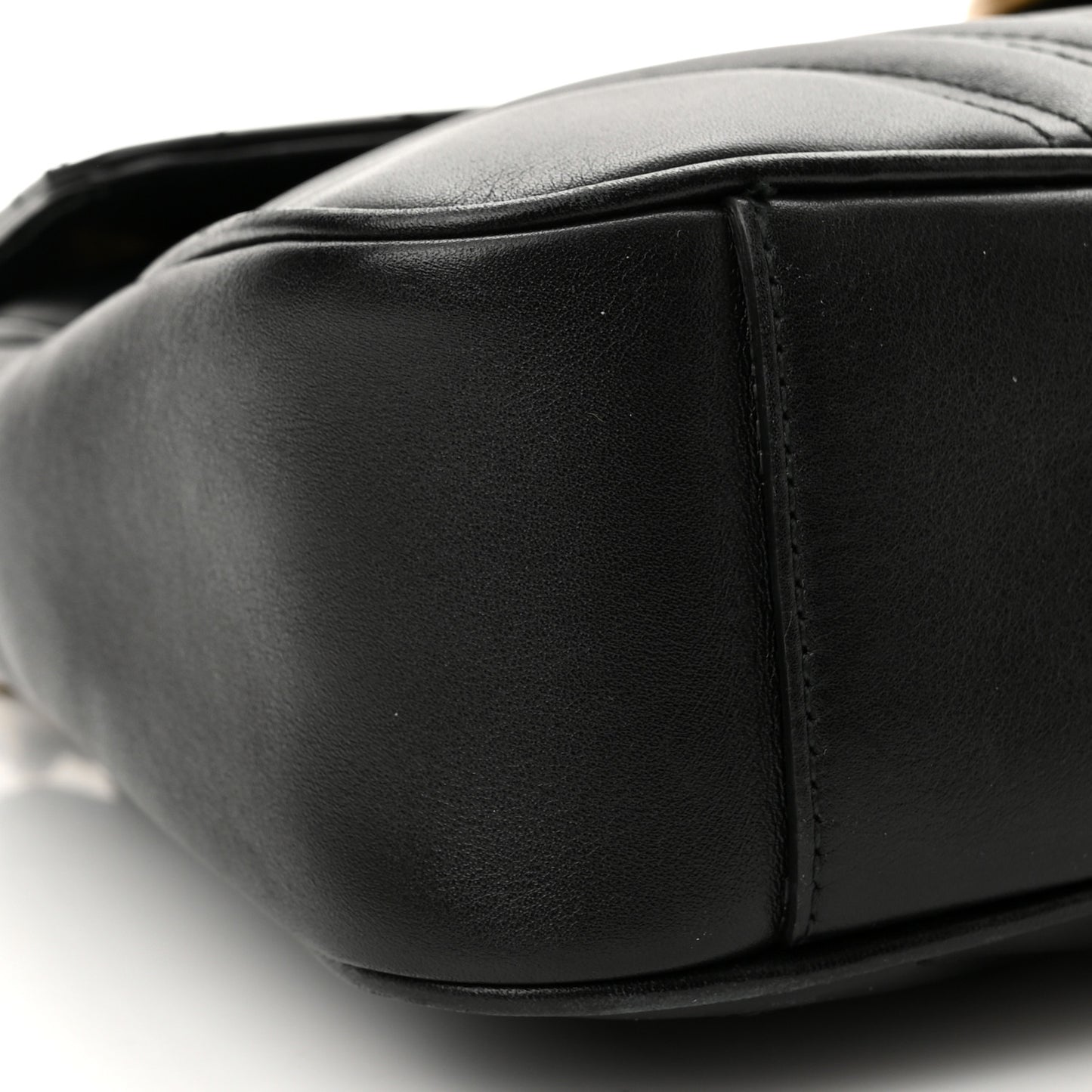 Calfskin Matelasse Medium GG Marmont Shoulder Bag Black