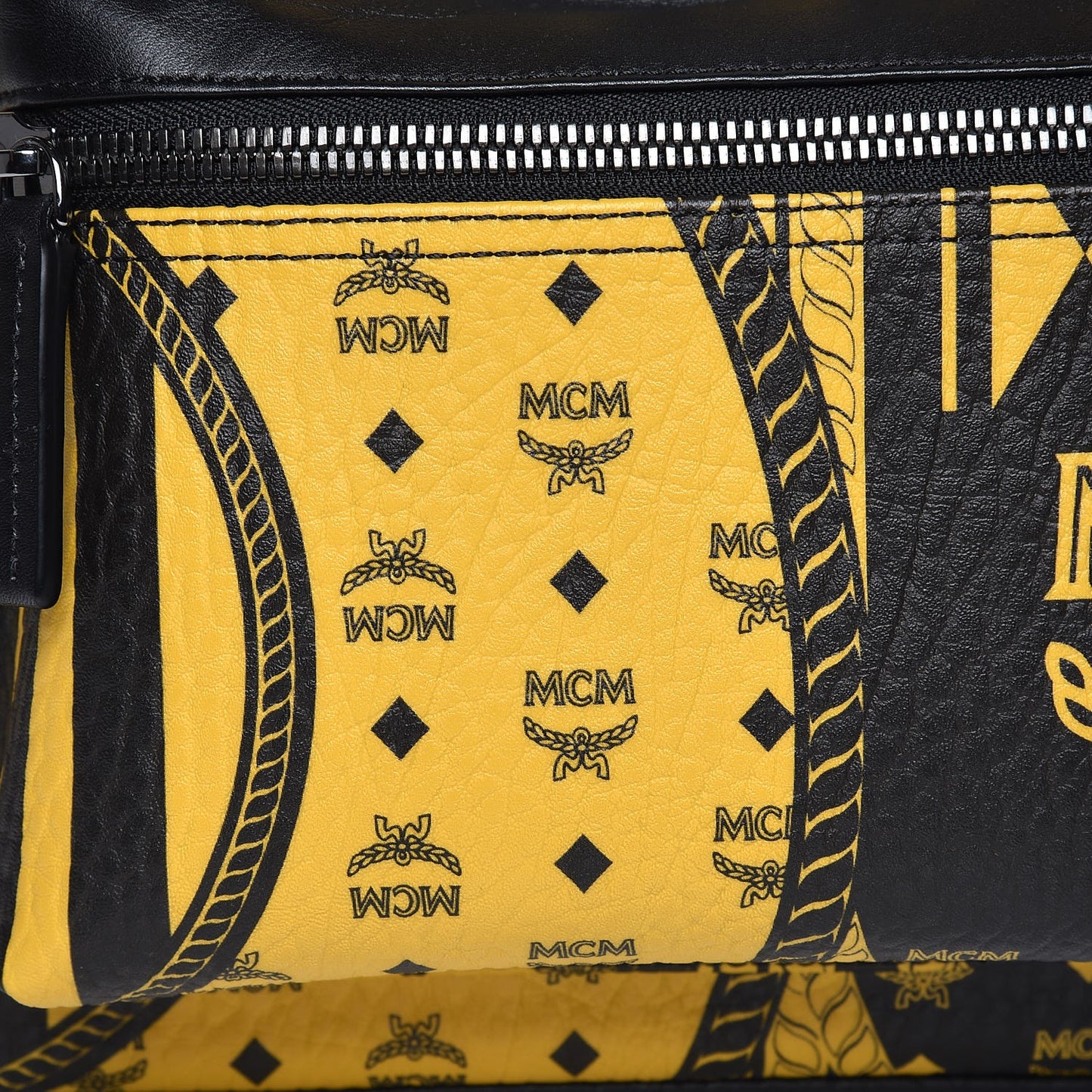 Visetos Baroque Print Medium Stark Backpack Black Sahara