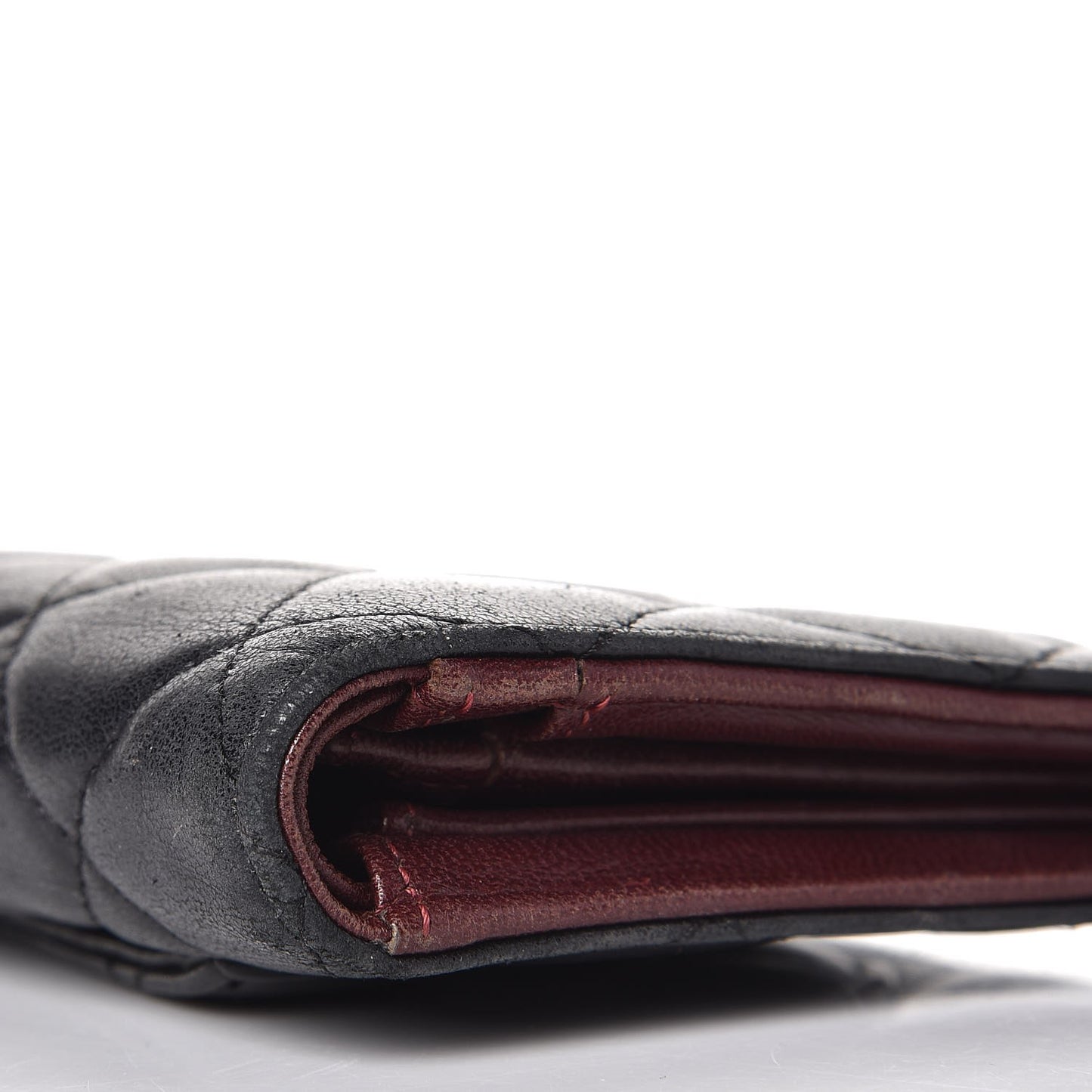 Lambskin Quilted Yen Wallet Black