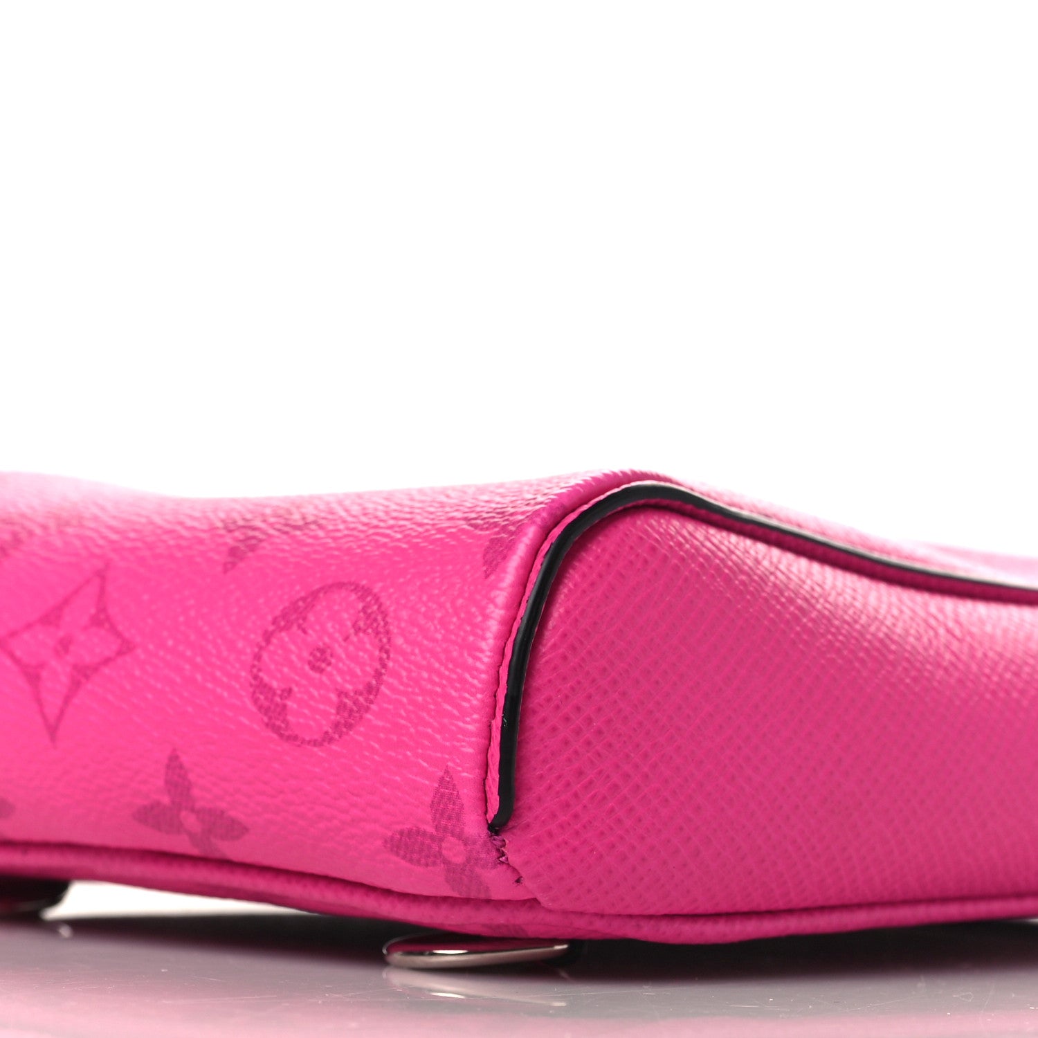 Louis Vuitton Taigarama Outdoor Slingbag Fuchsia 8 of 8