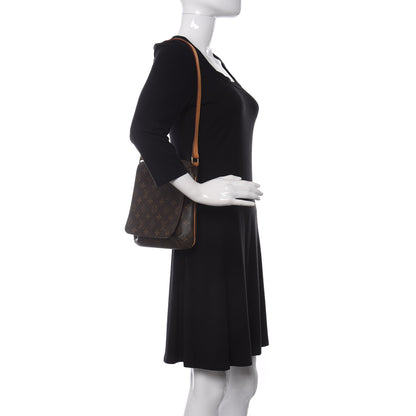 Louis Vuitton Monogram Musette Salsa 2 of 10