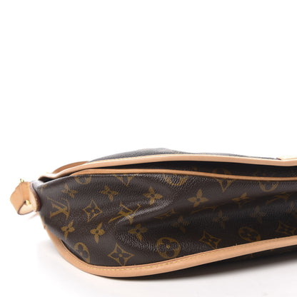 Louis Vuitton Monogram Menilmontant MM 6 of 11