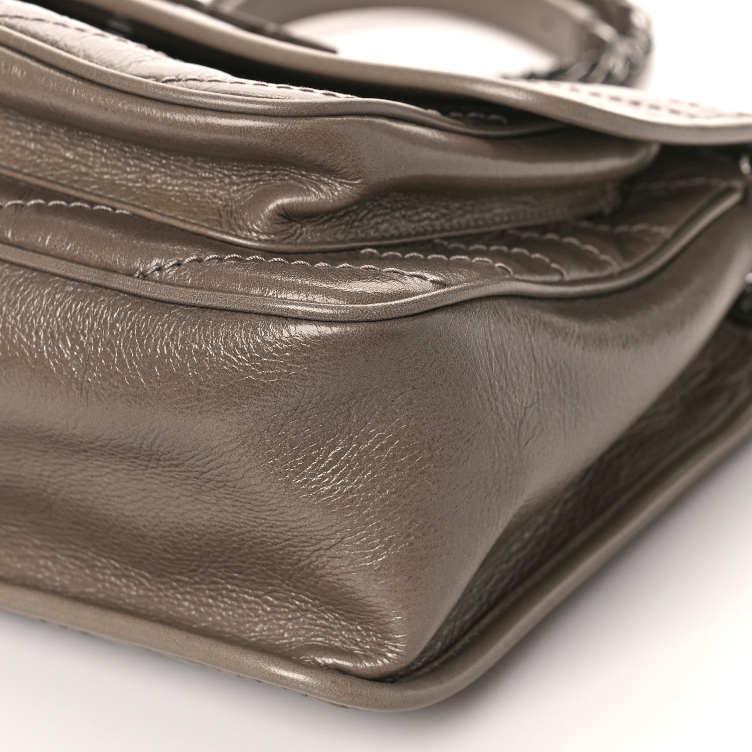 Saint Laurent Crinkled Calfskin Matelasse Monogram Medium Niki Chain Satchel Light Taupe 8 of 8