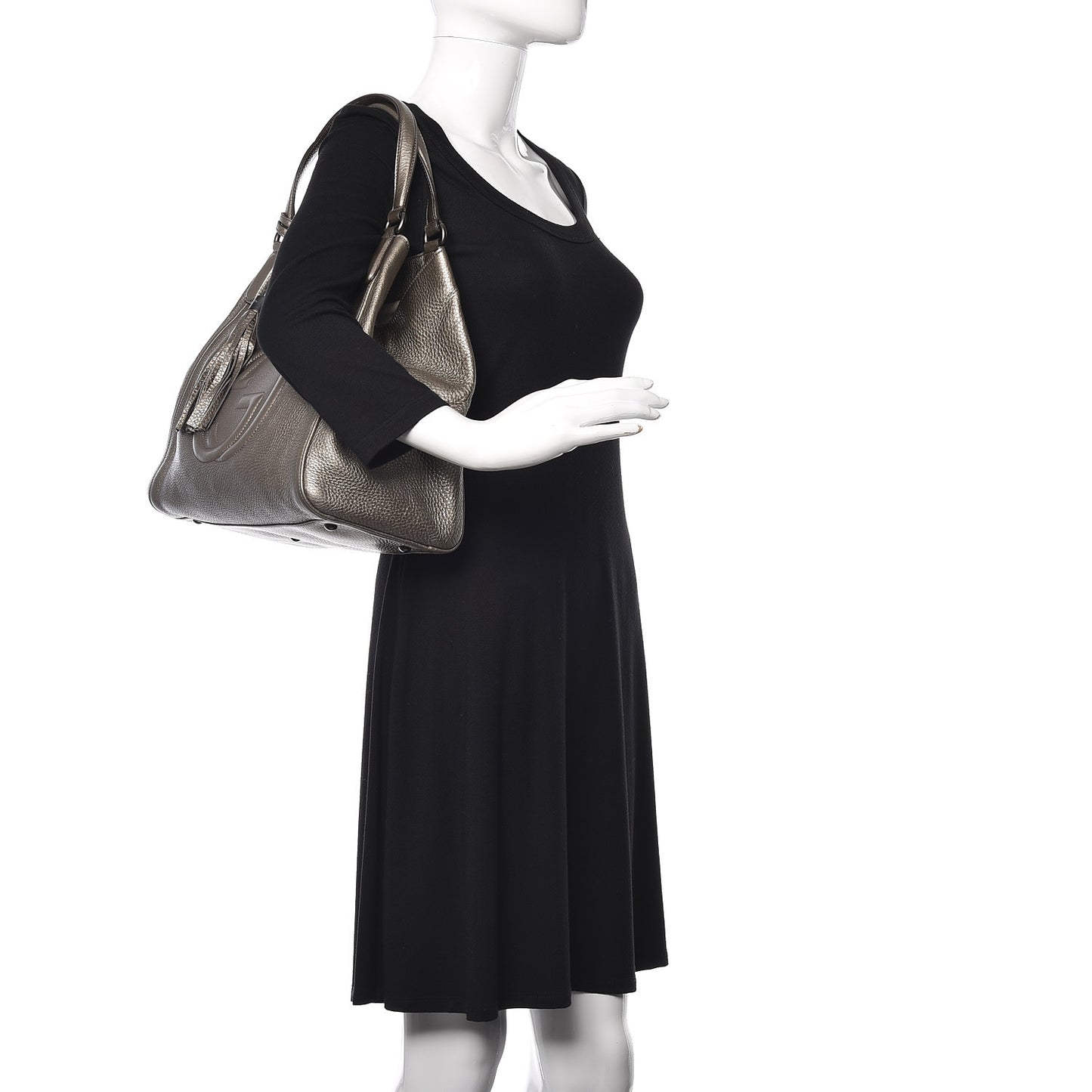 Metallic Pebbled Calfskin Medium Soho Shoulder Bag Sasso
