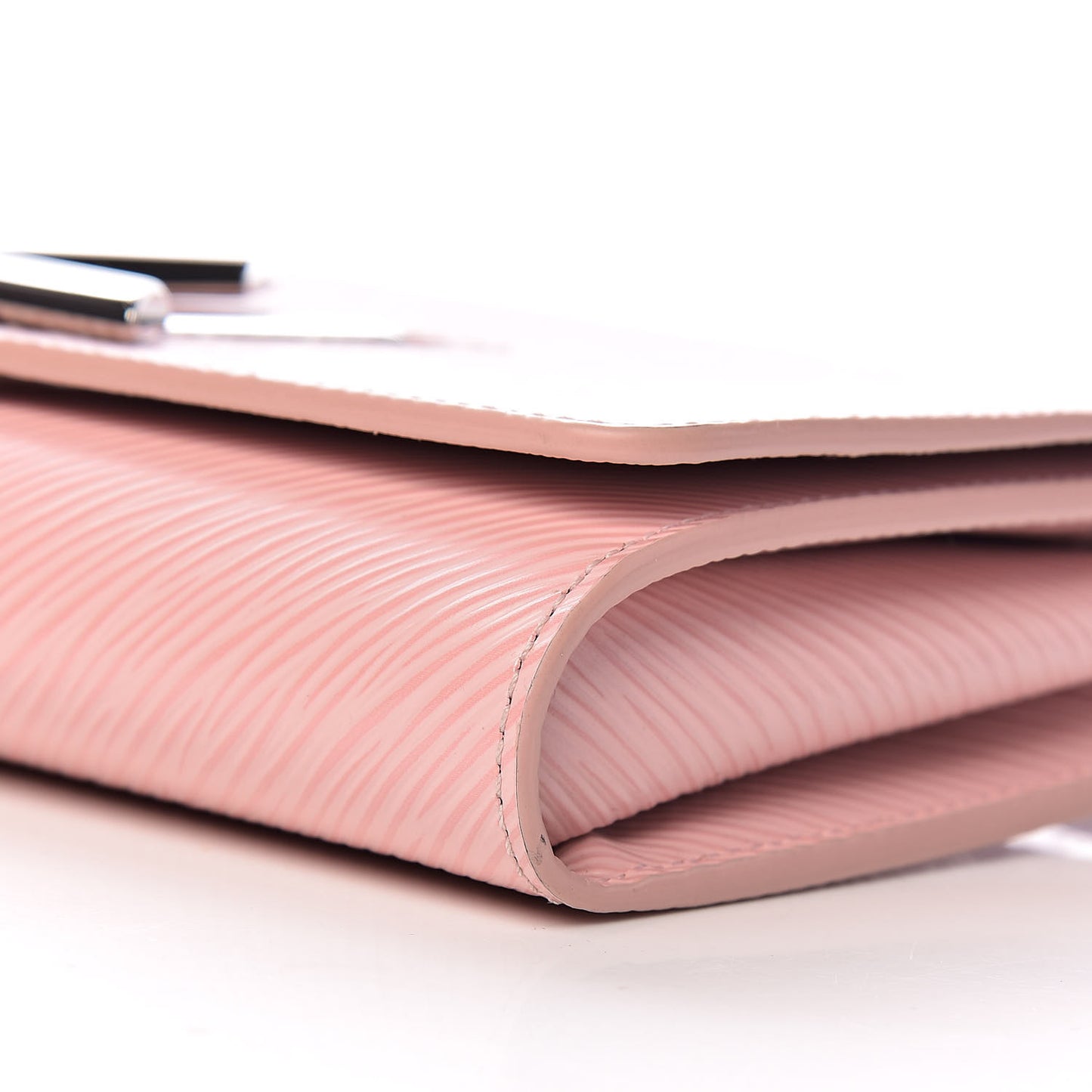 Epi Twist Chain Wallet Rose Ballerine