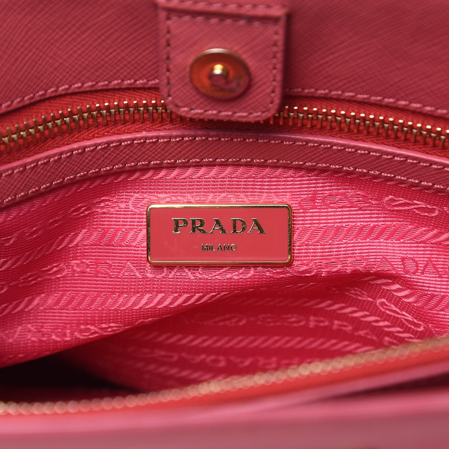 Saffiano Medium Galleria Double Zip Tote Tamaris