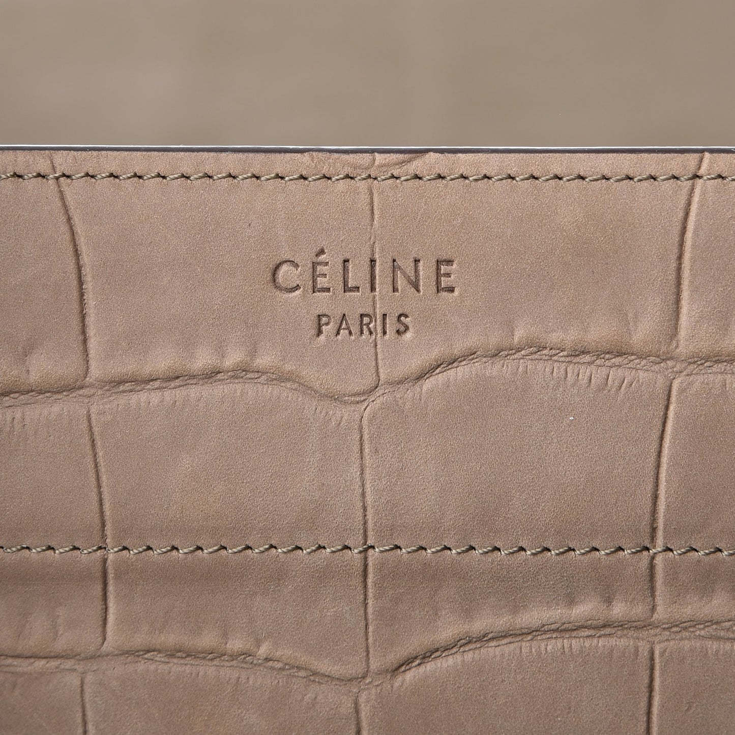 Crocodile Embossed Nubuck Medium Phantom Luggage Beige