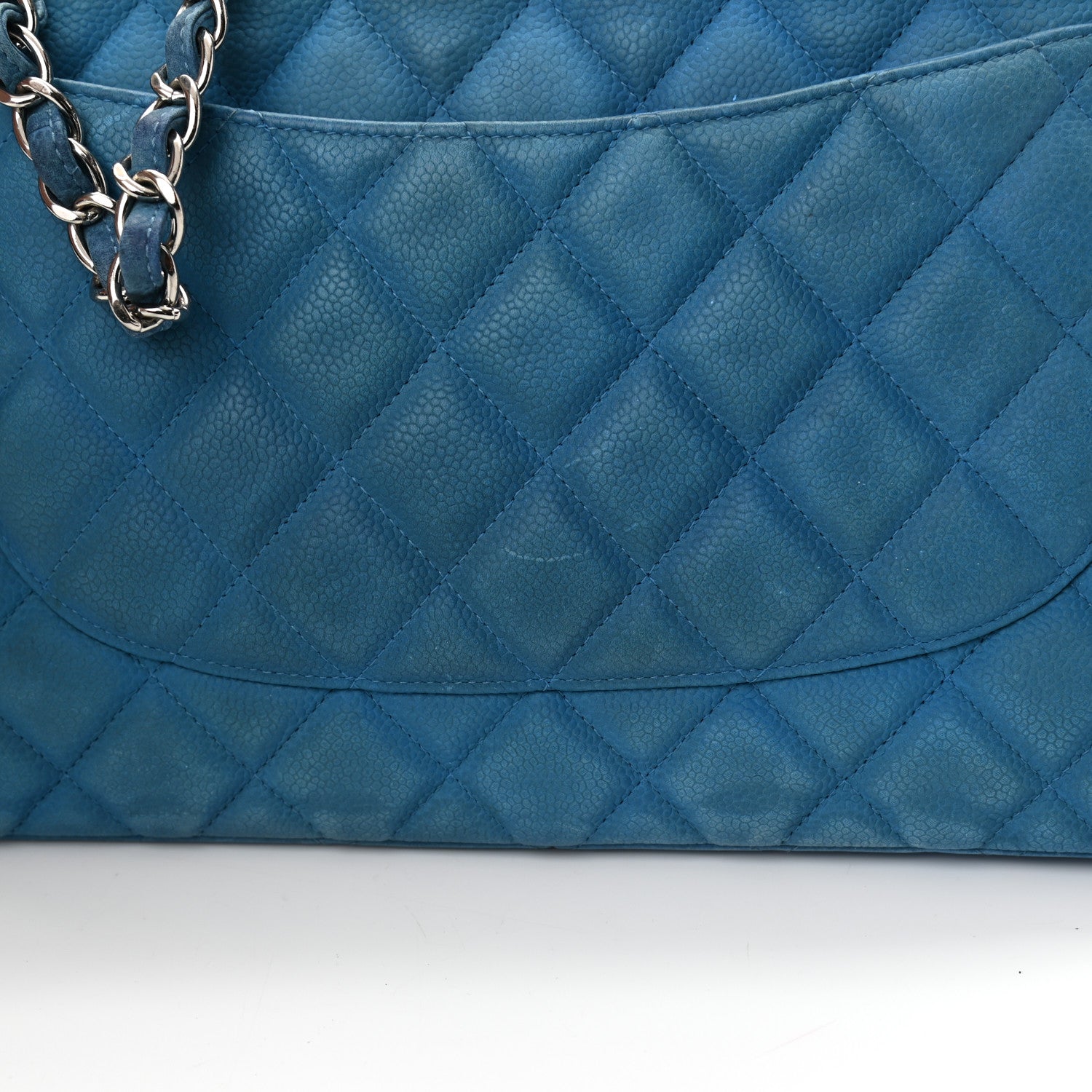 Chanel Iridescent Caviar Quilted Jumbo Double Flap Blue 19 of 21