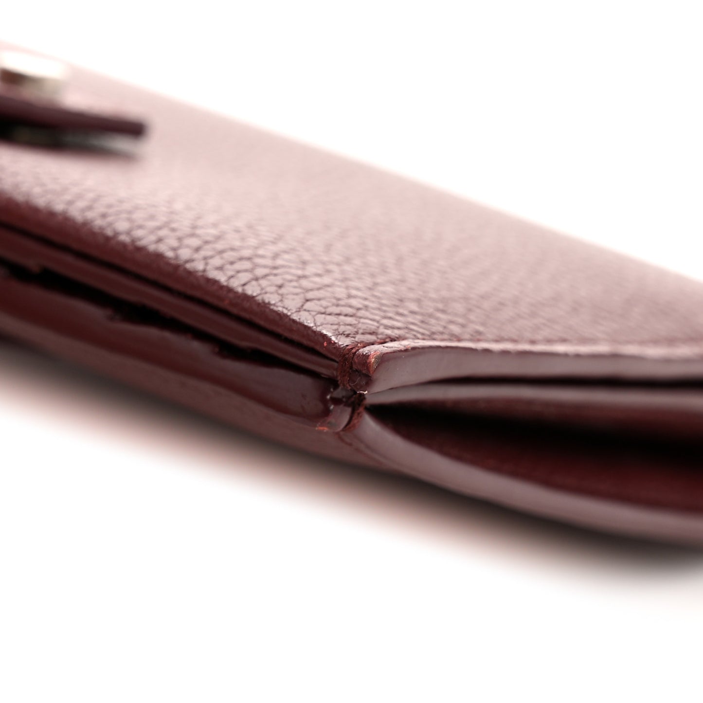 Grained Calfskin Sac De Jour Compact Wallet Rouge Legion